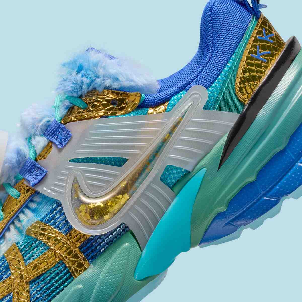 耐克 V2K Run "Doernbecher "讓科夫尼的想像力接管設計 Nike V2K Run, Nike - 耐克 V2K Run "Doernbecher "讓科夫尼的想像力接管設計