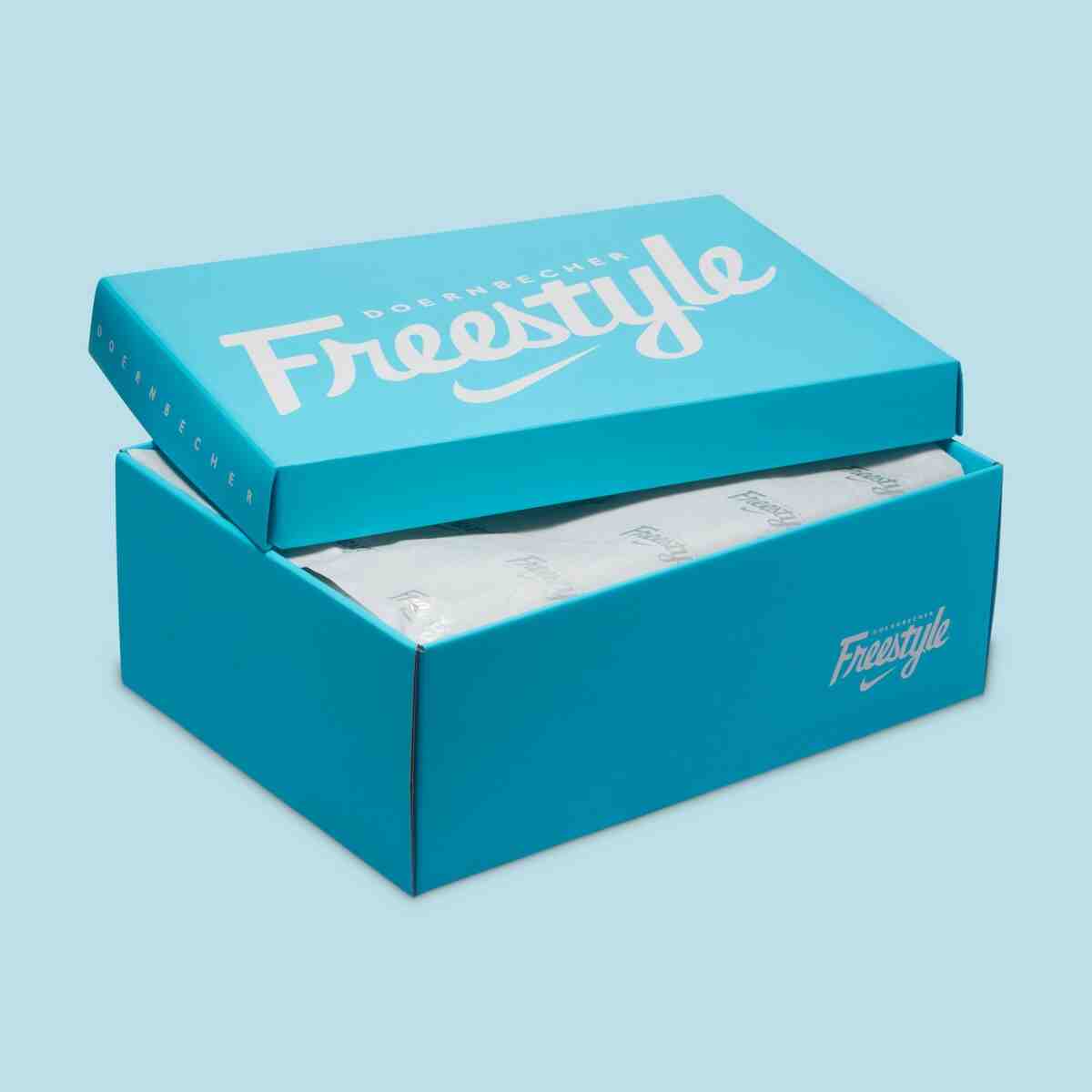 耐克 V2K Run "Doernbecher "讓科夫尼的想像力接管設計 Nike V2K Run, Nike - 耐克 V2K Run "Doernbecher "讓科夫尼的想像力接管設計