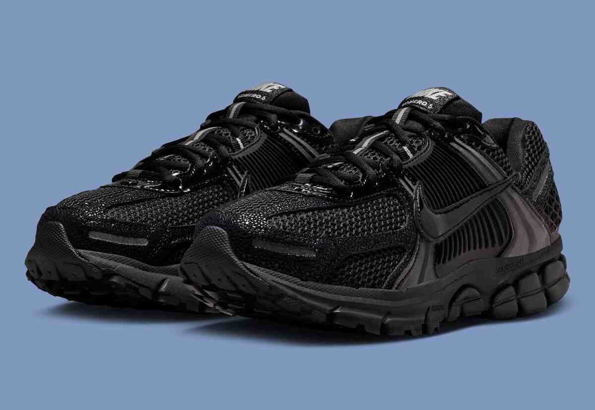 耐克 Vomero 5 黑色漆皮款亮相 Nike Vomero Plus, Nike - 耐克 Vomero 5 黑色漆皮款亮相