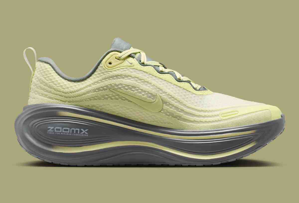 耐克 Vomero Plus "生命石灰 "閃耀宇宙風采 Nike Vomero Plus, Nike - 耐克 Vomero Plus "生命石灰 "閃耀宇宙風采