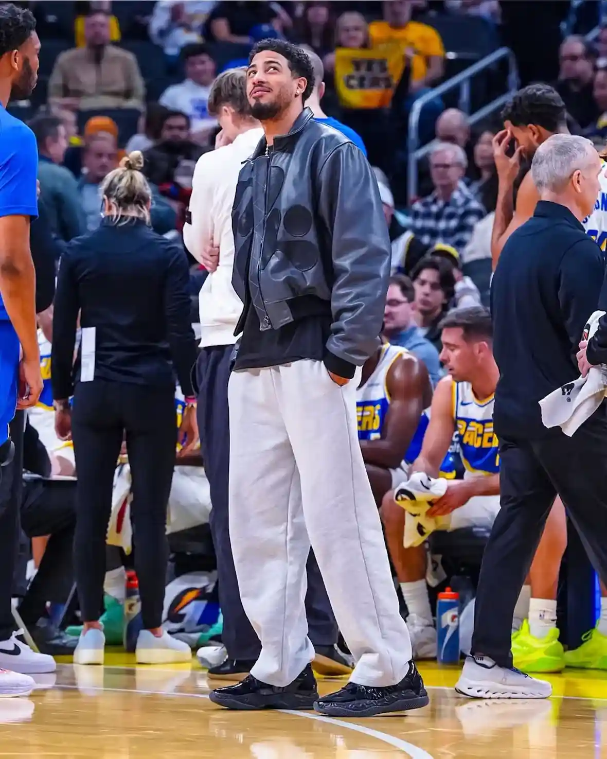 Tyrese Haliburton, PUMA Hali 1, Puma - 泰瑞斯-哈利伯頓首次亮相 PUMA Hali 1 "黑色專利 "鞋款