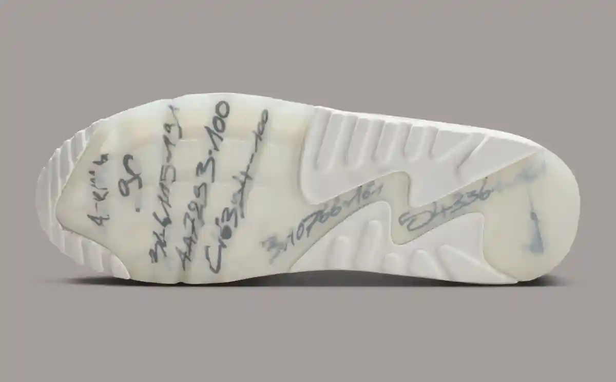 Size?, Nike Air Max 95, Nike Air Max 90, Nike - 尺寸？x 耐克 Air Max 90 "白色/軟珍珠色 "於 2025 年 12 月發佈