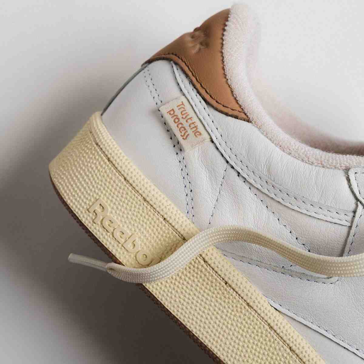 Solebox, Reebok Club C, Reebok - Solebox 為銳步 Club C 帶來溫暖、光亮的更新