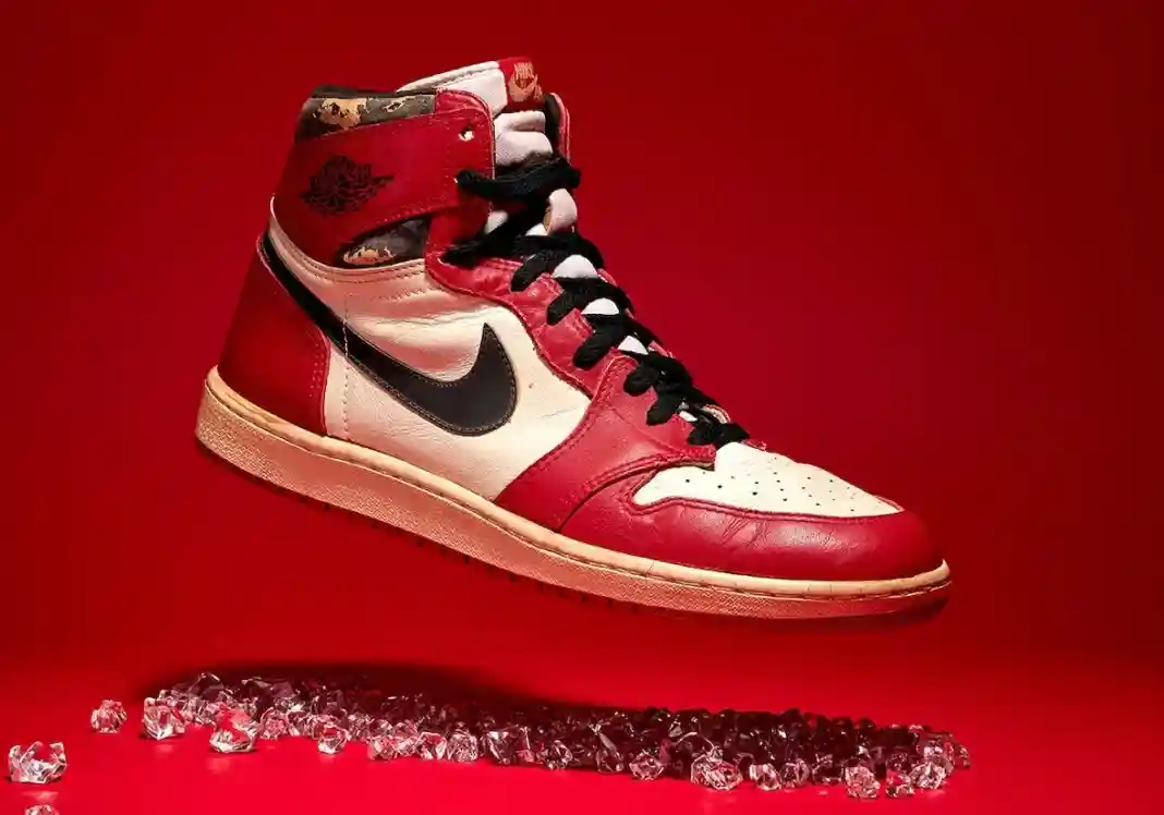 Air Jordan 1 Chicago, Air Jordan 1, Air Jordan - 米高-喬丹的真實 Air Jordan 1 "Shattered Backboard" 鞋將被拍賣