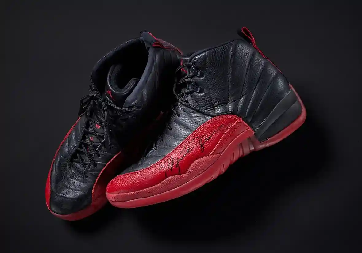 Air Jordan 1 Chicago, Air Jordan 1, Air Jordan - 米高-喬丹的真實 Air Jordan 1 "Shattered Backboard" 鞋將被拍賣