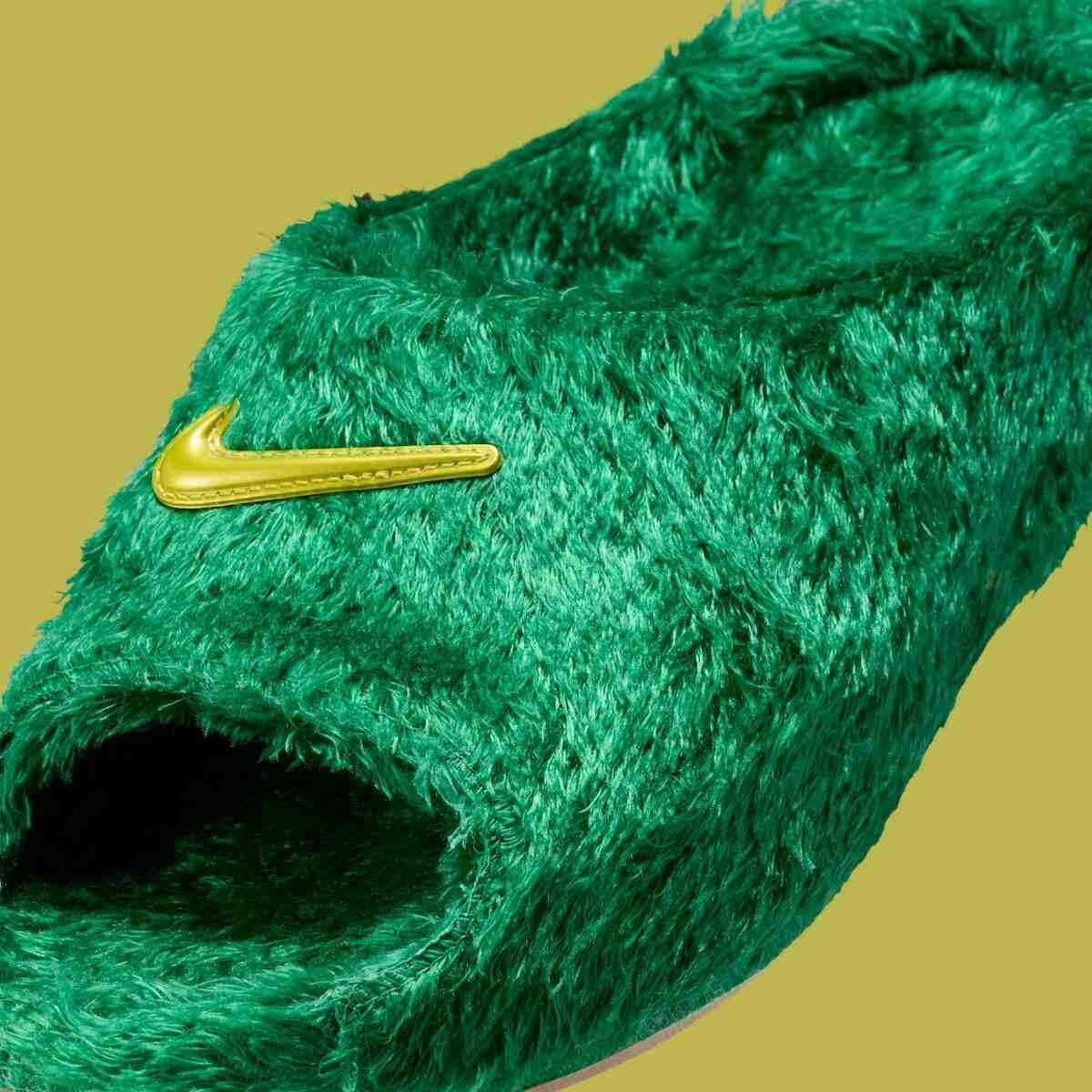 耐克 ReactX Rejuven8 "觸摸草坪 "拖鞋將備忘錄文化與舒適設計融為一體 Nike ReactX Rejuven8, Nike - 耐克 ReactX Rejuven8 "觸摸草坪 "拖鞋將備忘錄文化與舒適設計融為一體