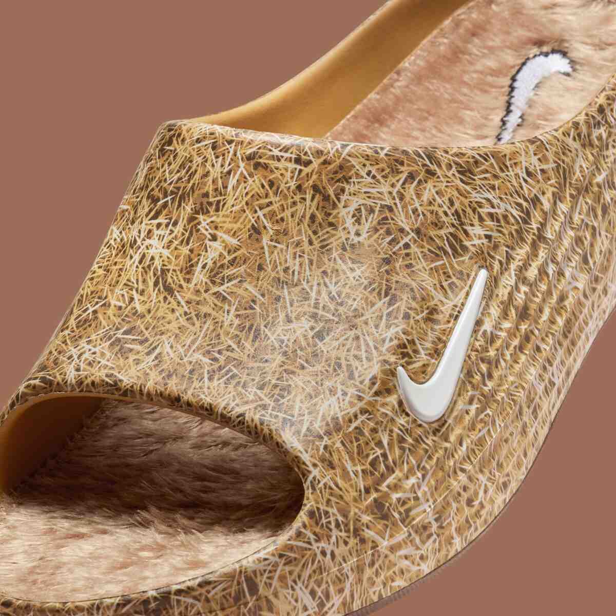 耐克 ReactX Rejuven8 "觸摸草坪 "拖鞋將備忘錄文化與舒適設計融為一體 Nike ReactX Rejuven8, Nike - 耐克 ReactX Rejuven8 "觸摸草坪 "拖鞋將備忘錄文化與舒適設計融為一體