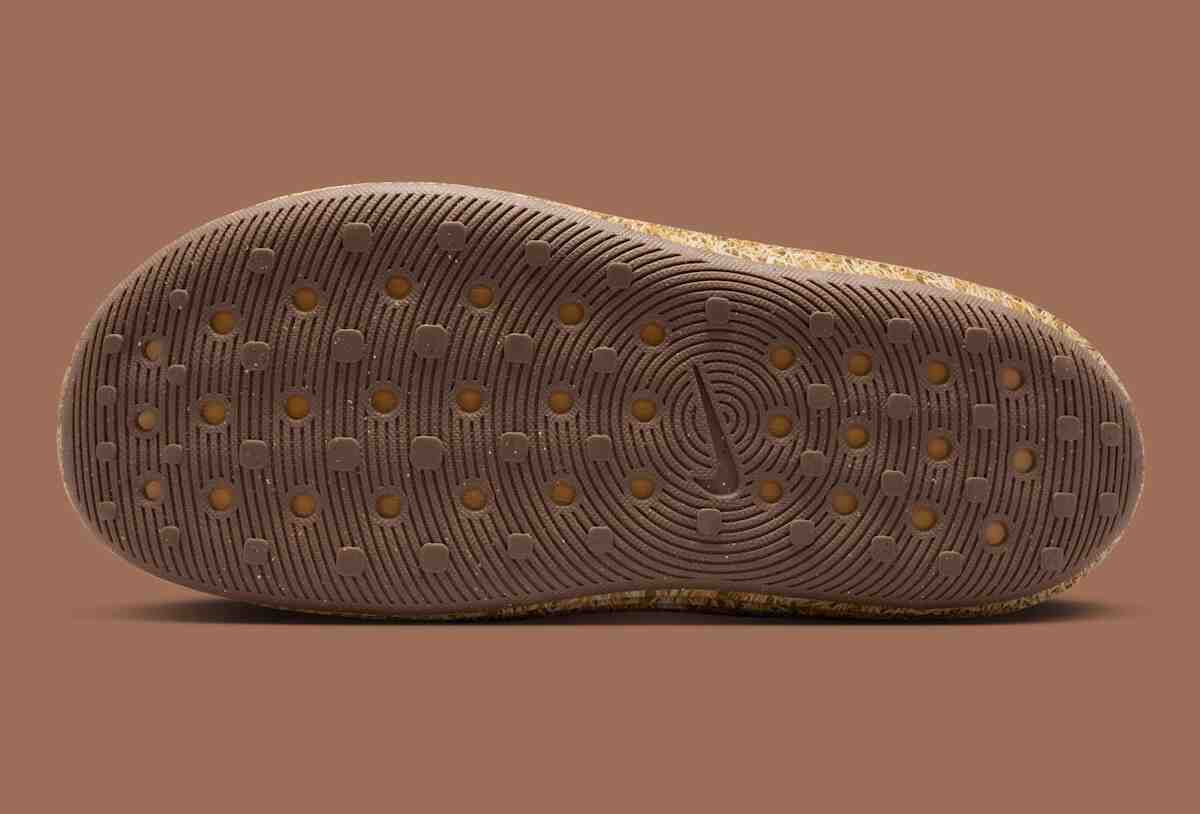 耐克 ReactX Rejuven8 "觸摸草坪 "拖鞋將備忘錄文化與舒適設計融為一體 Nike ReactX Rejuven8, Nike - 耐克 ReactX Rejuven8 "觸摸草坪 "拖鞋將備忘錄文化與舒適設計融為一體