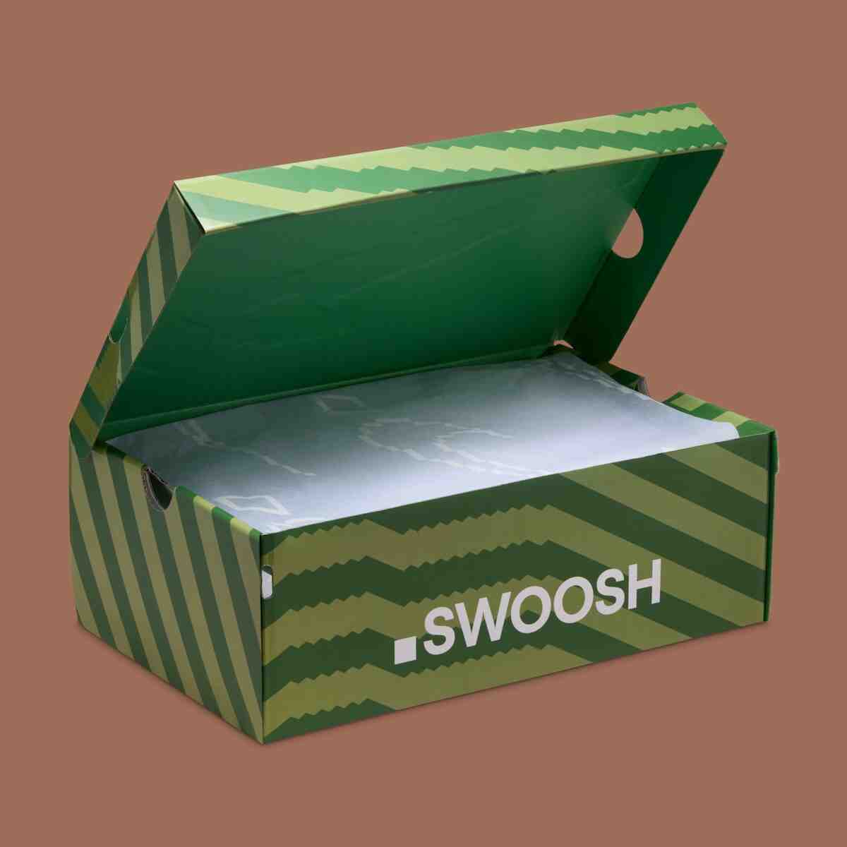 耐克 ReactX Rejuven8 "觸摸草坪 "拖鞋將備忘錄文化與舒適設計融為一體 Nike ReactX Rejuven8, Nike - 耐克 ReactX Rejuven8 "觸摸草坪 "拖鞋將備忘錄文化與舒適設計融為一體