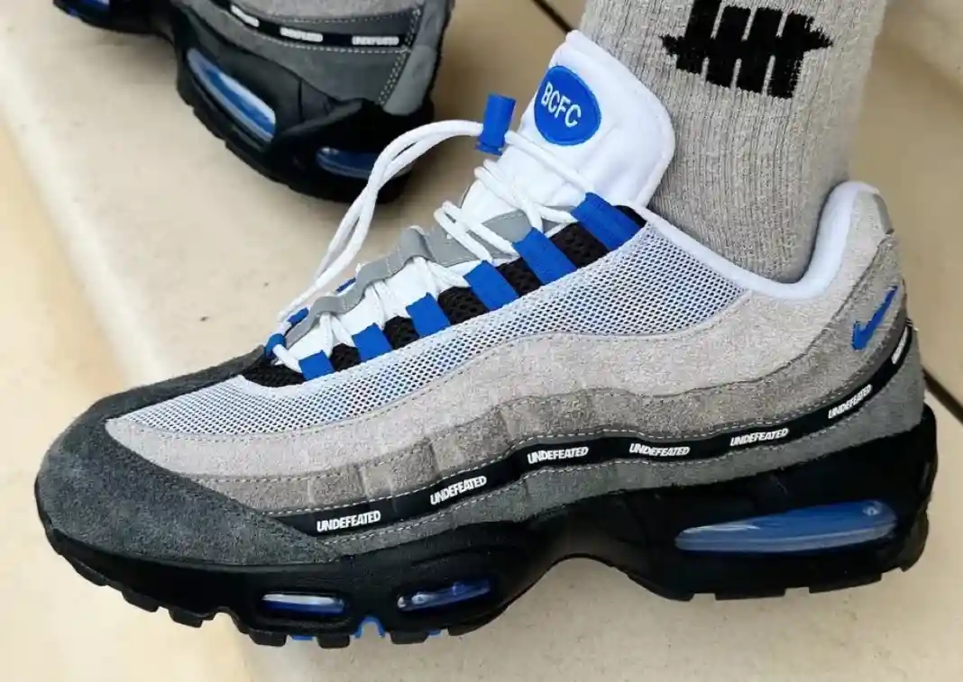 Undefeated, Nike Air Max 95, Nike - UNDEFEATED x Nike Air Max 95 "Hyper Cobalt" 伯明翰獨家發售