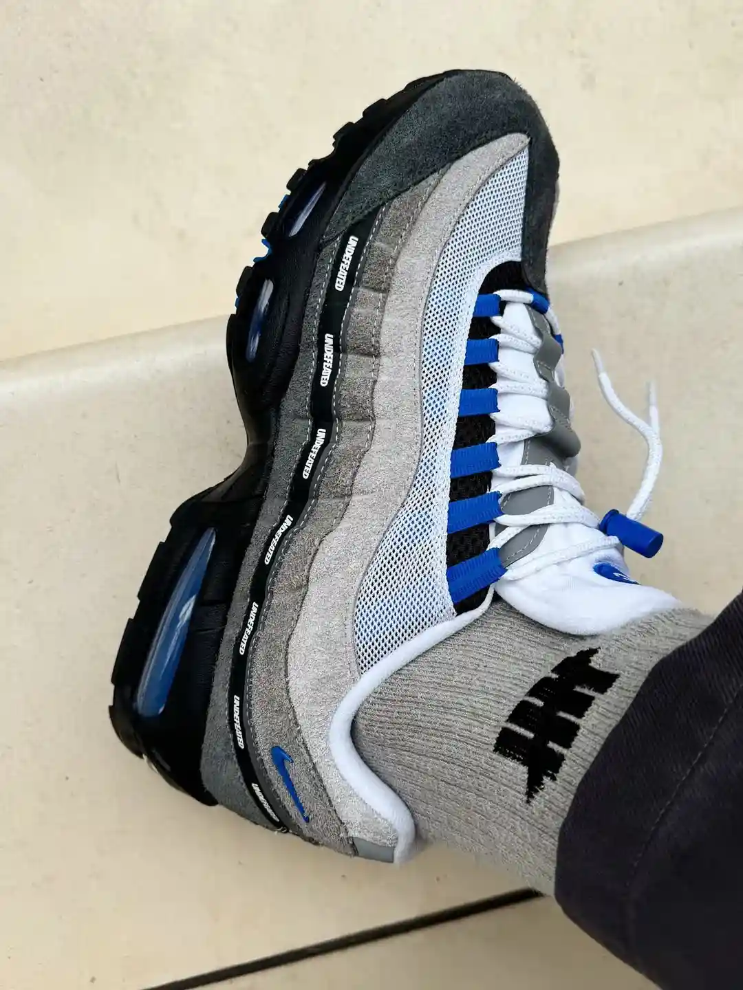 Undefeated, Nike Air Max 95, Nike - UNDEFEATED x Nike Air Max 95 "Hyper Cobalt" 伯明翰獨家發售