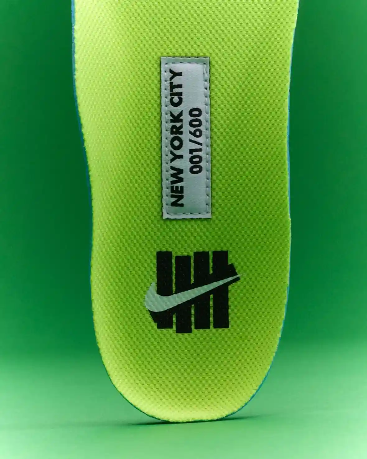 Undefeated 發佈限量版 Nike Air Max 95 Geo 獨家套裝 Undefeated, Nike Air Max 95, Nike - Undefeated 發佈限量版 Nike Air Max 95 Geo 獨家套裝