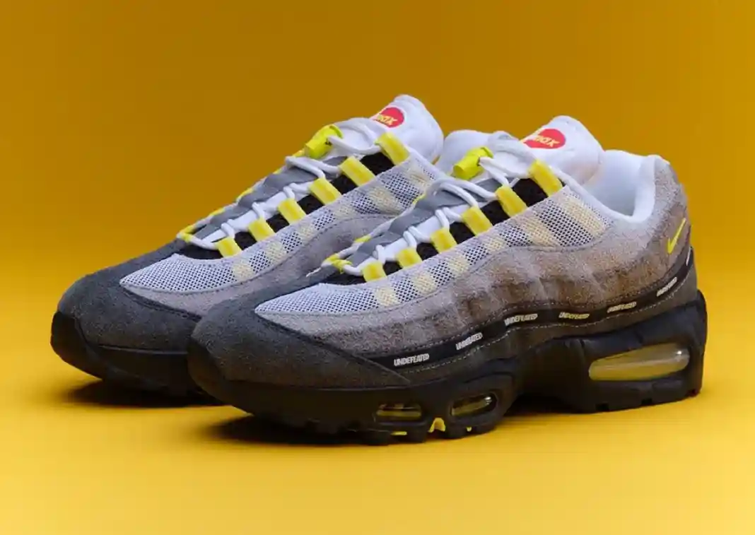 Undefeated, Nike Air Max 95, Nike - Undefeated x Nike Air Max 95 "上海 "限量 600 雙