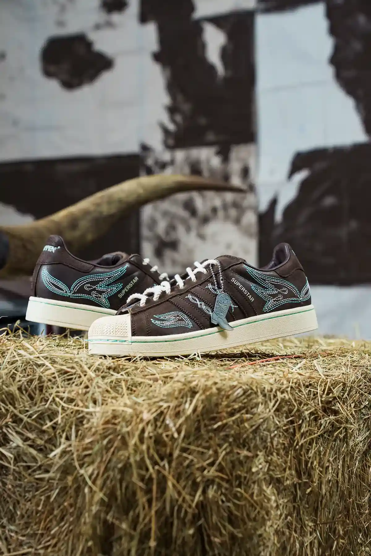 Active Athlete x adidas Superstar "Lone Star Reppin" 慶祝德克薩斯文化 adidas superstar, adidas - Active Athlete x adidas Superstar "Lone Star Reppin" 慶祝德克薩斯文化