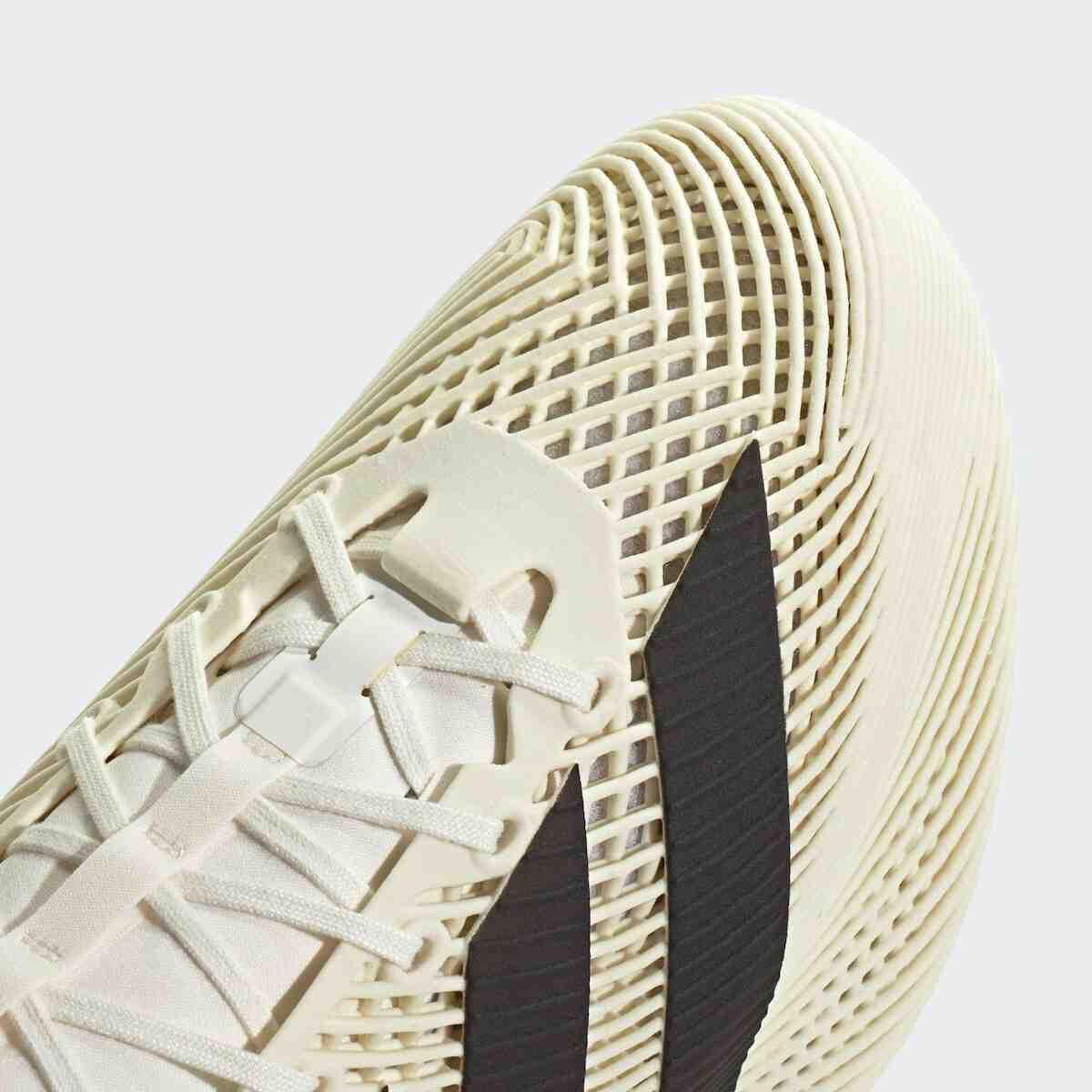阿迪達斯 Climacool 鞋帶 "奶油色/核心黑 "將雕刻花格與現代性能相結合 adidas ClimaCool, adidas - 阿迪達斯 Climacool 鞋帶 "奶油色/核心黑 "將雕刻花格與現代性能相結合