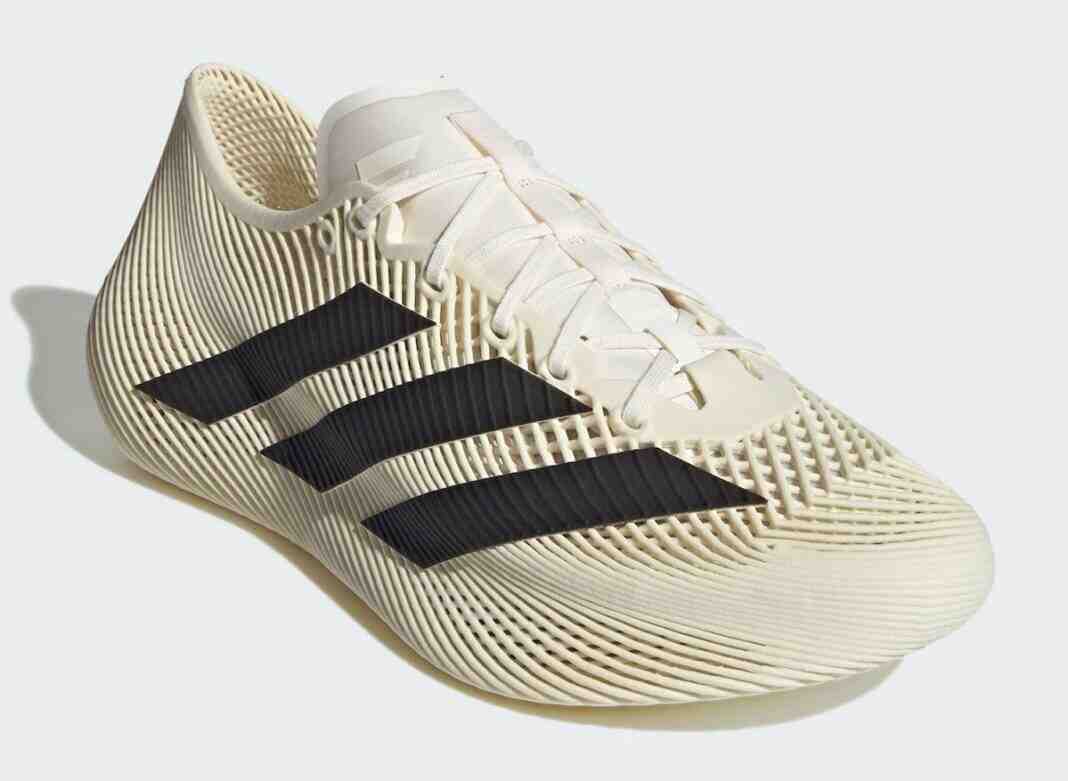 adidas ClimaCool, adidas - 阿迪達斯 Climacool 鞋帶 "奶油色/核心黑 "將雕刻花格與現代性能相結合