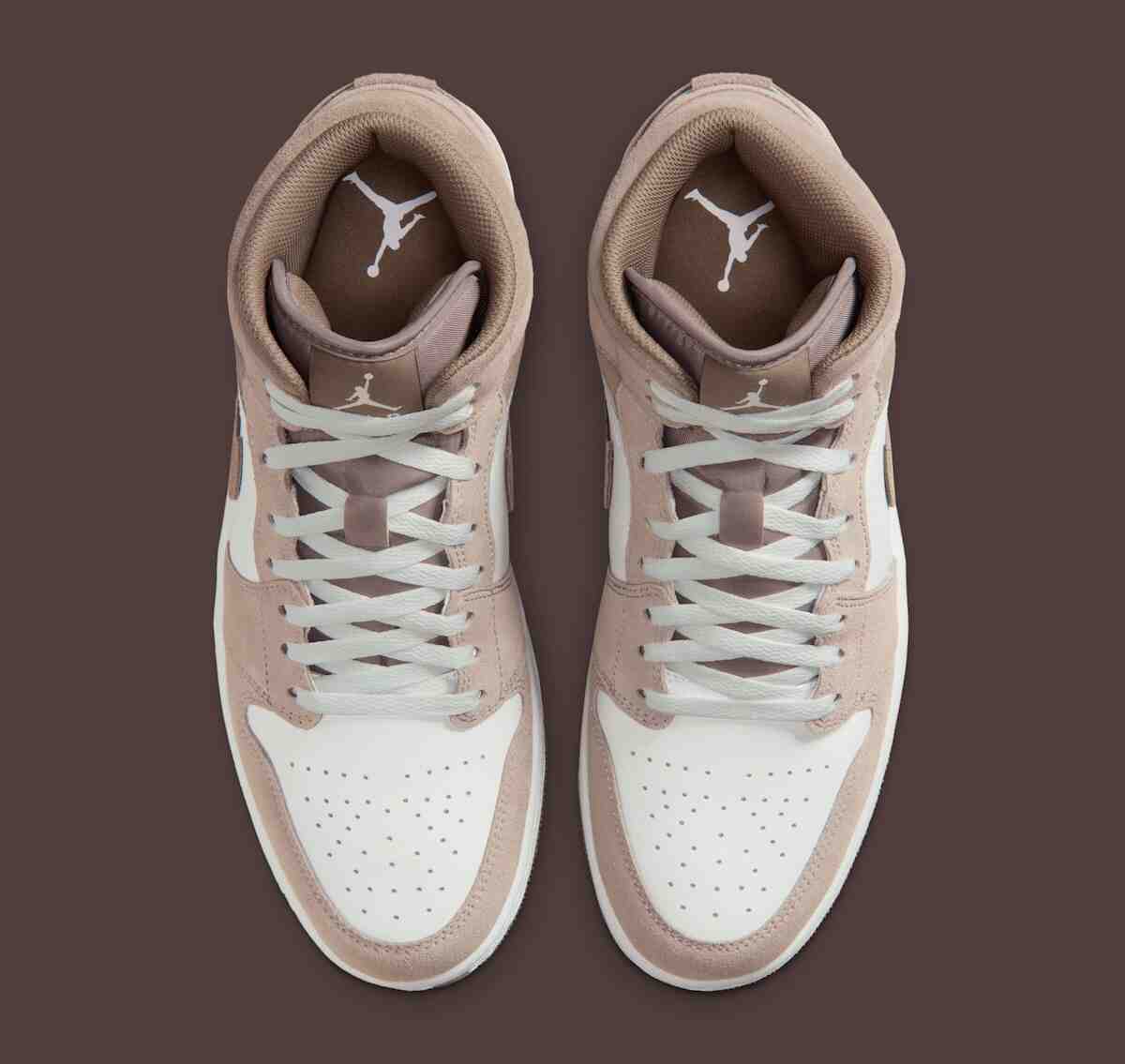 Air Jordan 1 Mid, Air Jordan 1, Air Jordan - Air Jordan 1 Mid "Enigma Stone" 採用軟麂皮材質