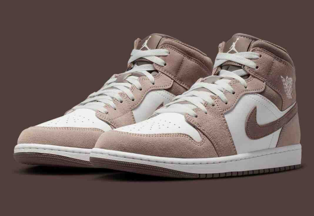 Air Jordan 1 Mid, Air Jordan 1, Air Jordan - Air Jordan 1 Mid "Enigma Stone" 採用軟麂皮材質