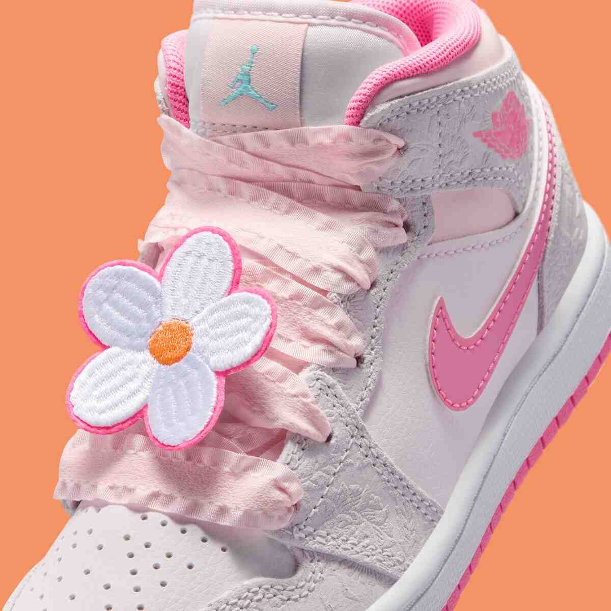 Air Jordan 1 Mid GS "Pink Bloom" 帶來春花活力 Air Jordan 1 Mid, Air Jordan 1, Air Jordan - Air Jordan 1 Mid GS "Pink Bloom" 帶來春花活力