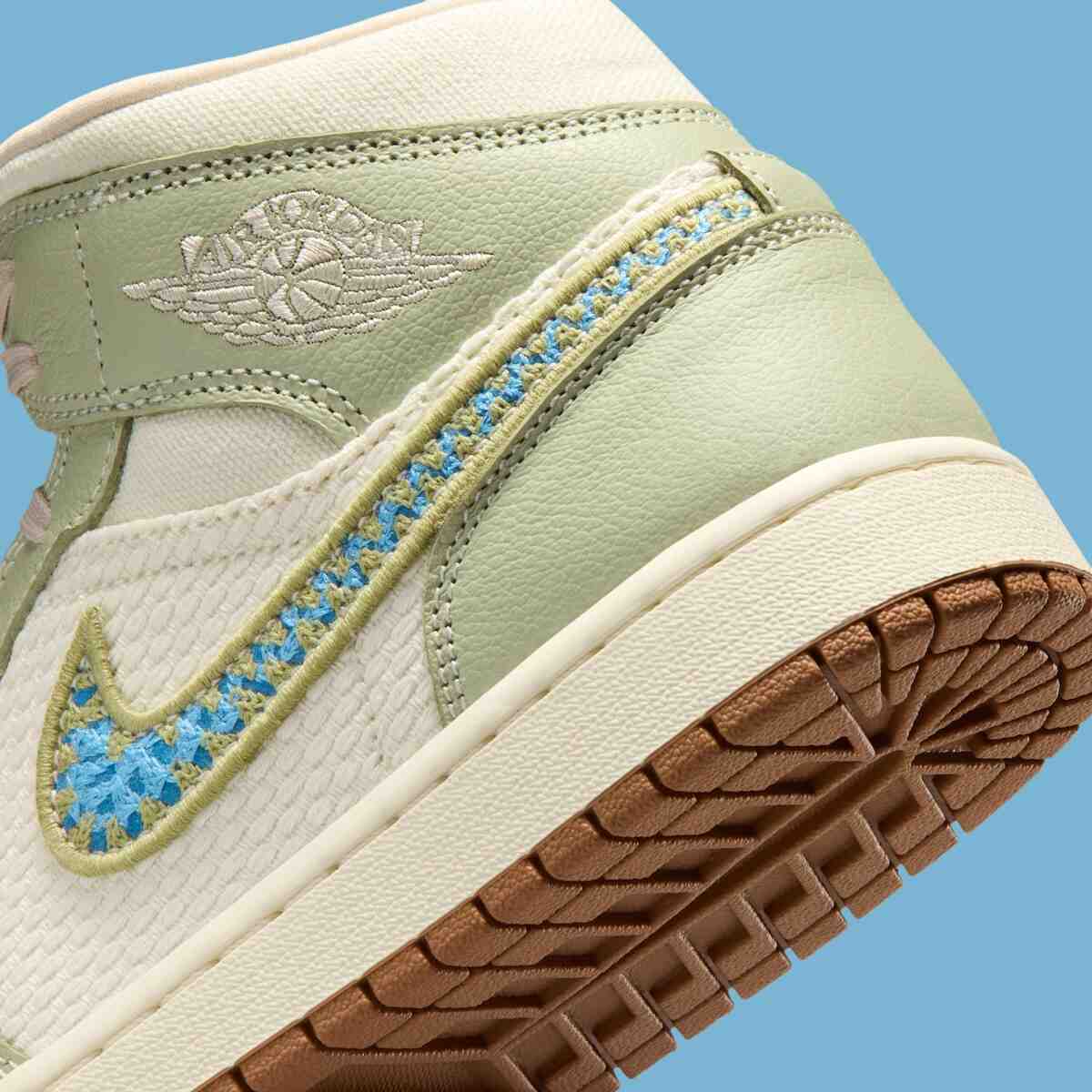 梭織細節詮釋 Air Jordan 1 "橄欖光環 "套裝 Air Jordan 1 Mid, Air Jordan 1 Low, Air Jordan 1, Air Jordan - 梭織細節詮釋 Air Jordan 1 "橄欖光環 "套裝