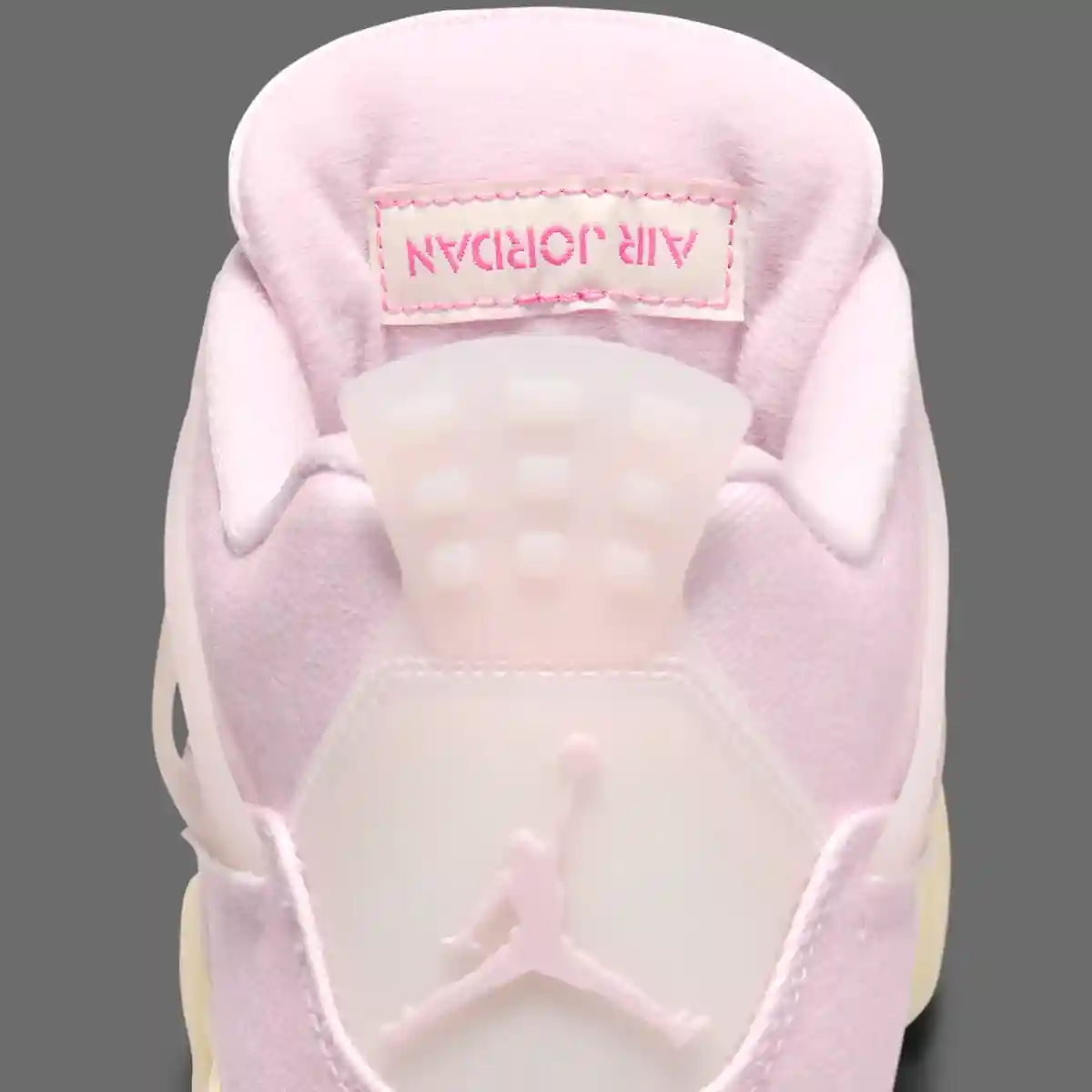 Nike, Air Jordan 4, Air Jordan - Air Jordan 4 Denim "Iced Carmine" 4 月 23 日發佈