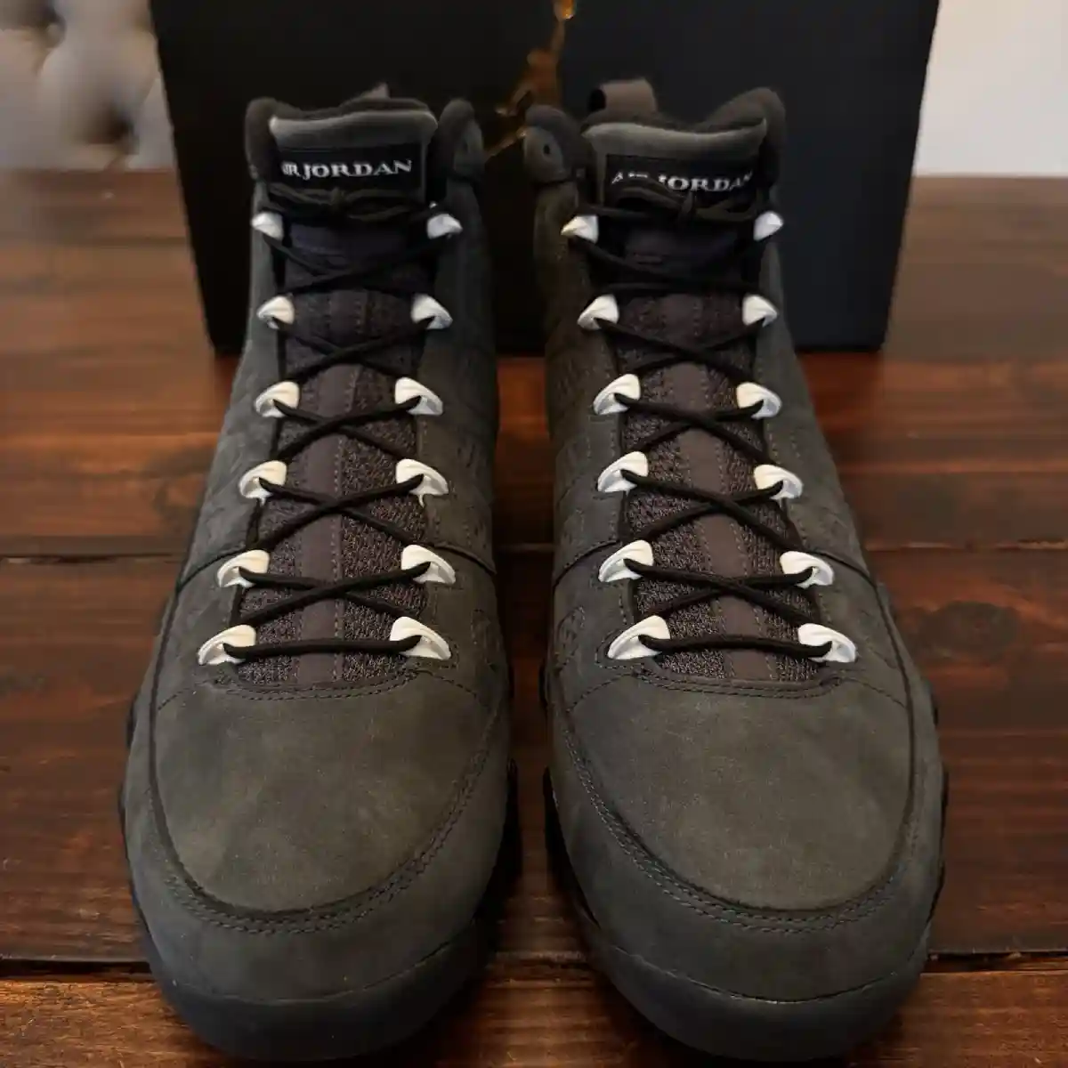 Sneaker Talk, Air Jordan 9, Air Jordan - Sneaker Talk：喬丹 9 "煙灰色