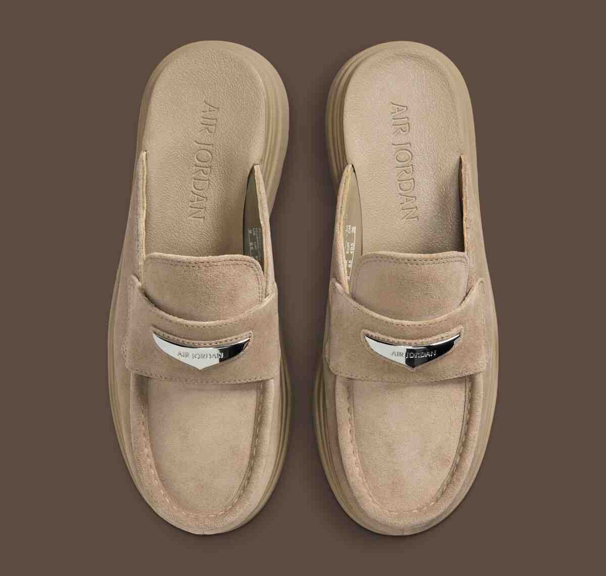 Nike, Air Jordan Mule, Air Jordan - Air Jordan Mule "卡其色 "將麂皮質感與輕松春日活力完美融合