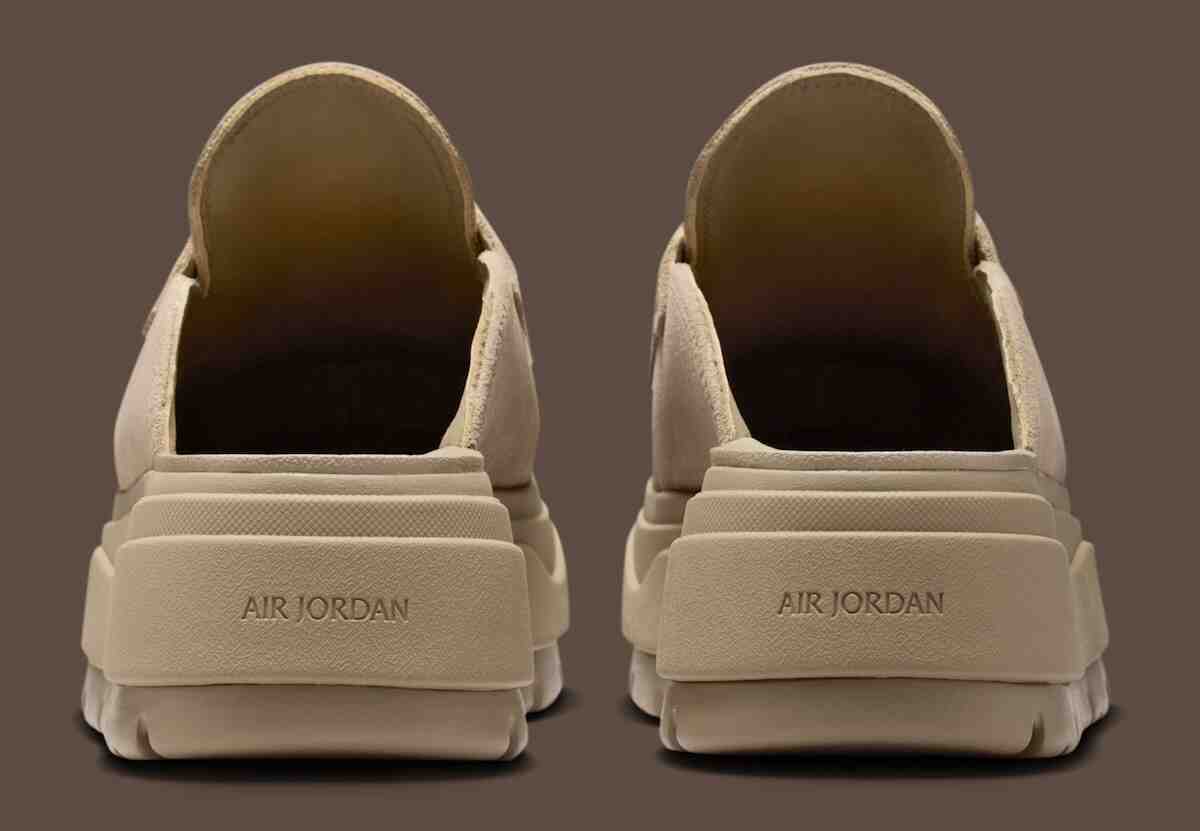 Nike, Air Jordan Mule, Air Jordan - Air Jordan Mule "卡其色 "將麂皮質感與輕松春日活力完美融合
