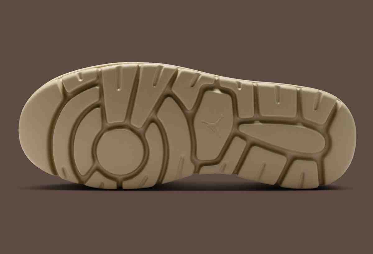 Nike, Air Jordan Mule, Air Jordan - Air Jordan Mule "卡其色 "將麂皮質感與輕松春日活力完美融合