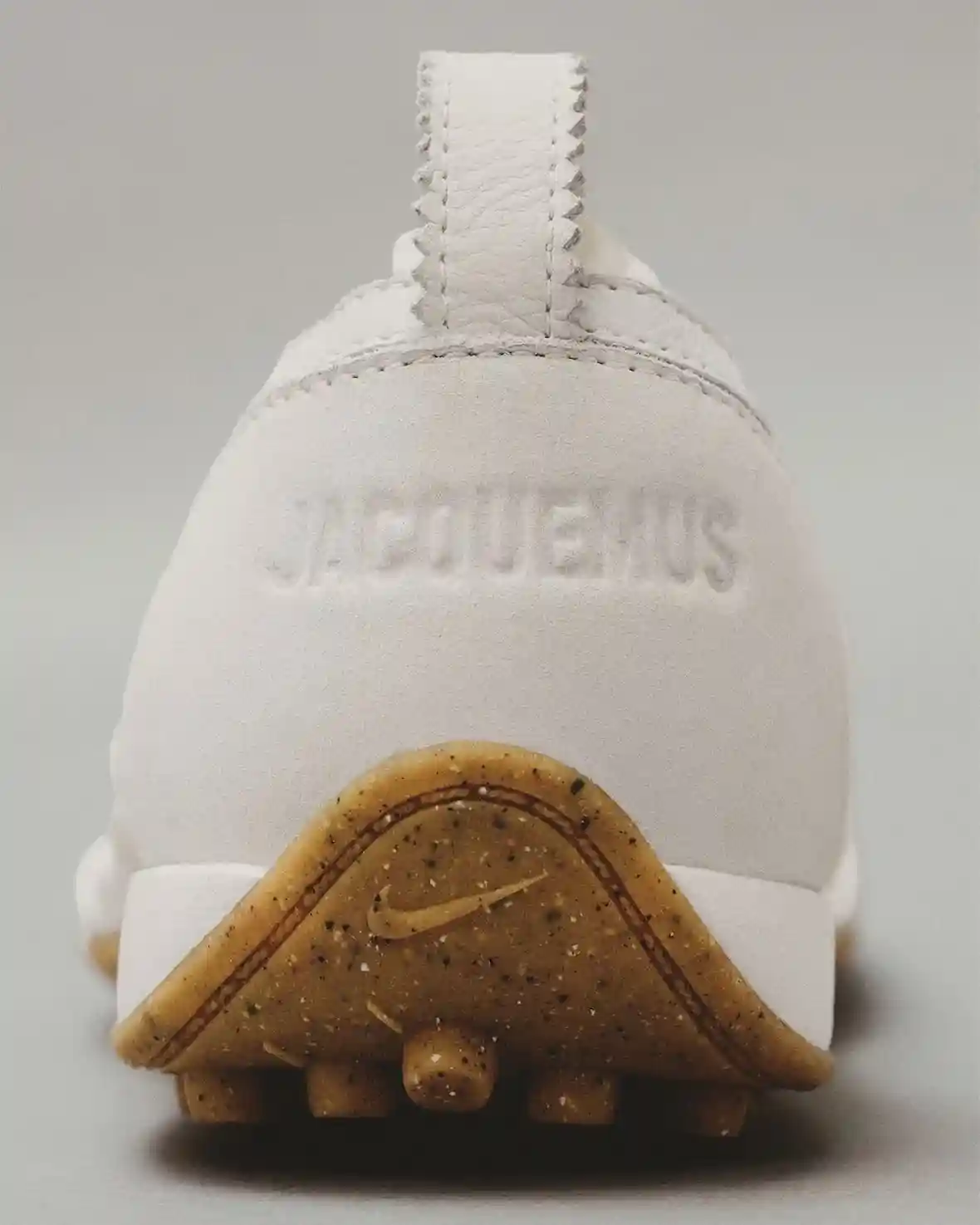 Jacquemus x Nike 月亮鞋 3 月 9 日發佈 Nike Moon Shoe, Nike, Jacquemus - Jacquemus x Nike 月亮鞋 3 月 9 日發佈