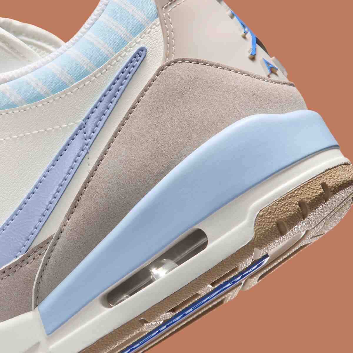 Jordan Legacy 312, Air Jordan 1 Low, Air Jordan 1 - Air Jordan 1 Low 和 Legacy 312 Low 加入俏皮的 "細條紋 "套裝