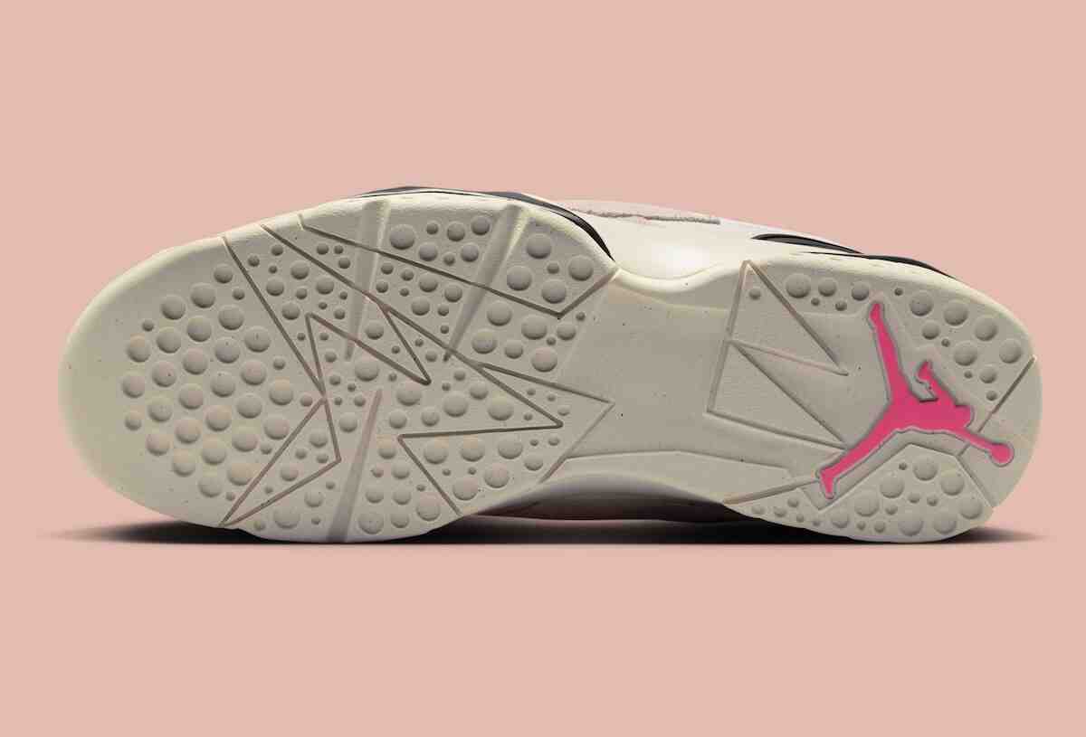 Nike, Jordan MVP 92, Jordan Brand - 喬丹 MVP 92 "淡象牙色/粉紅色 "為 90 年代的 DNA 帶來更輕盈的風格