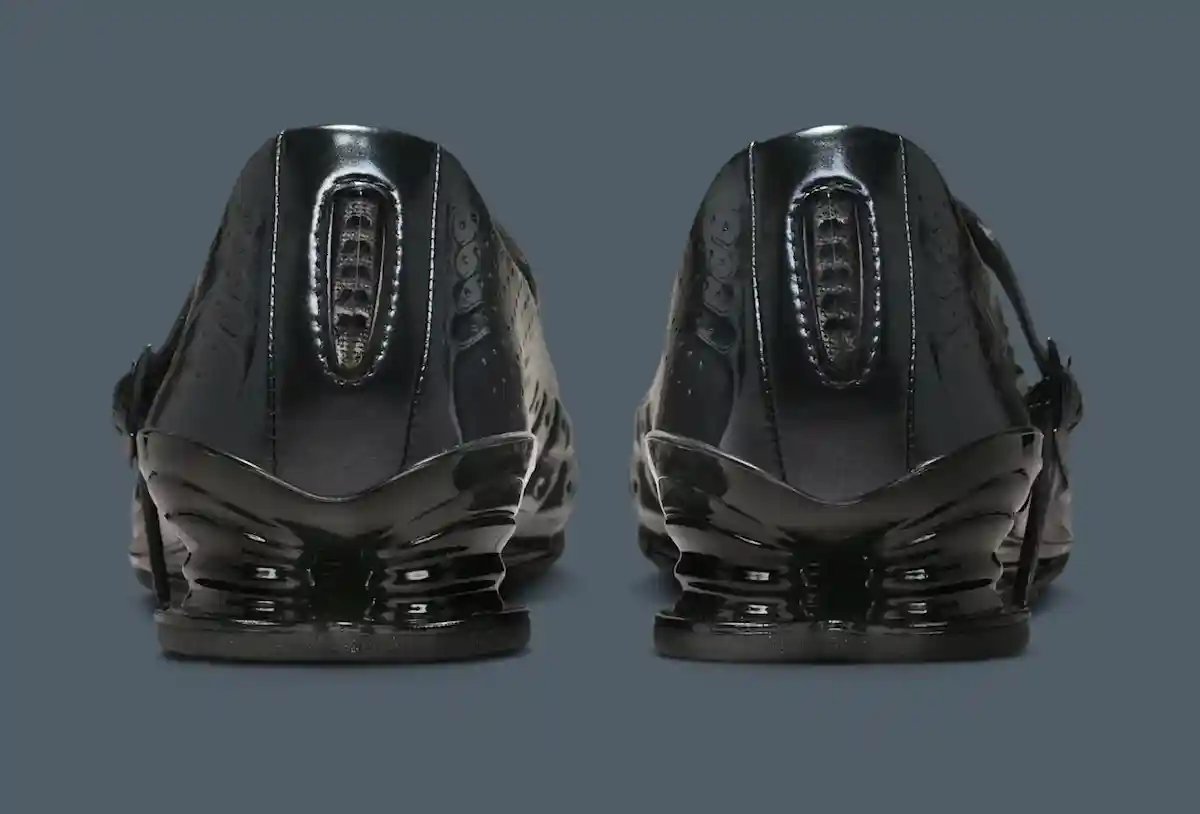 Naked Copenhagen 對 Nike Shox Z 和 Calistra 進行了重新設計,採用了光滑的金屬裝飾 Nike Shox, Nike - Naked Copenhagen 對 Nike Shox Z 和 Calistra 進行了重新設計,採用了光滑的金屬裝飾