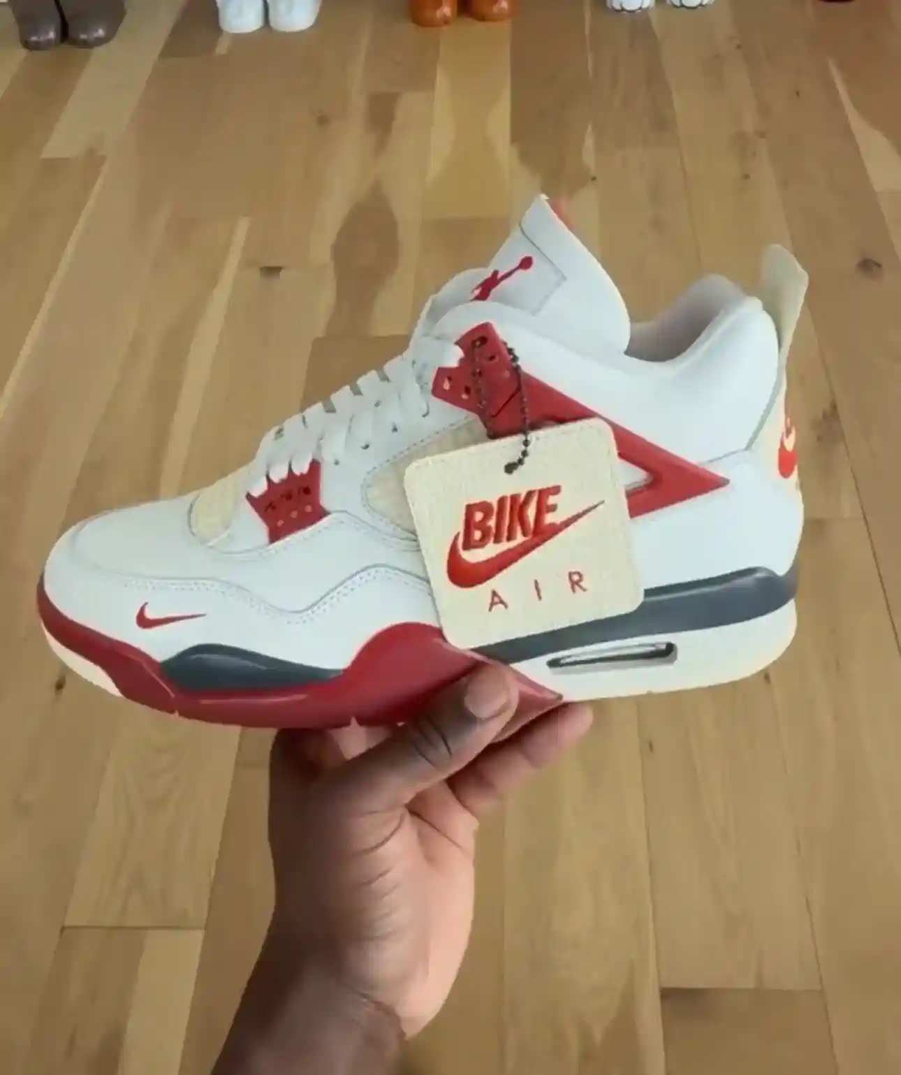 奈傑爾-希爾維斯特 x Air Jordan 4 "一磚一瓦 "亮相 Nigel Sylvester, Air Jordan 4, Air Jordan - 奈傑爾-希爾維斯特 x Air Jordan 4 "一磚一瓦 "亮相