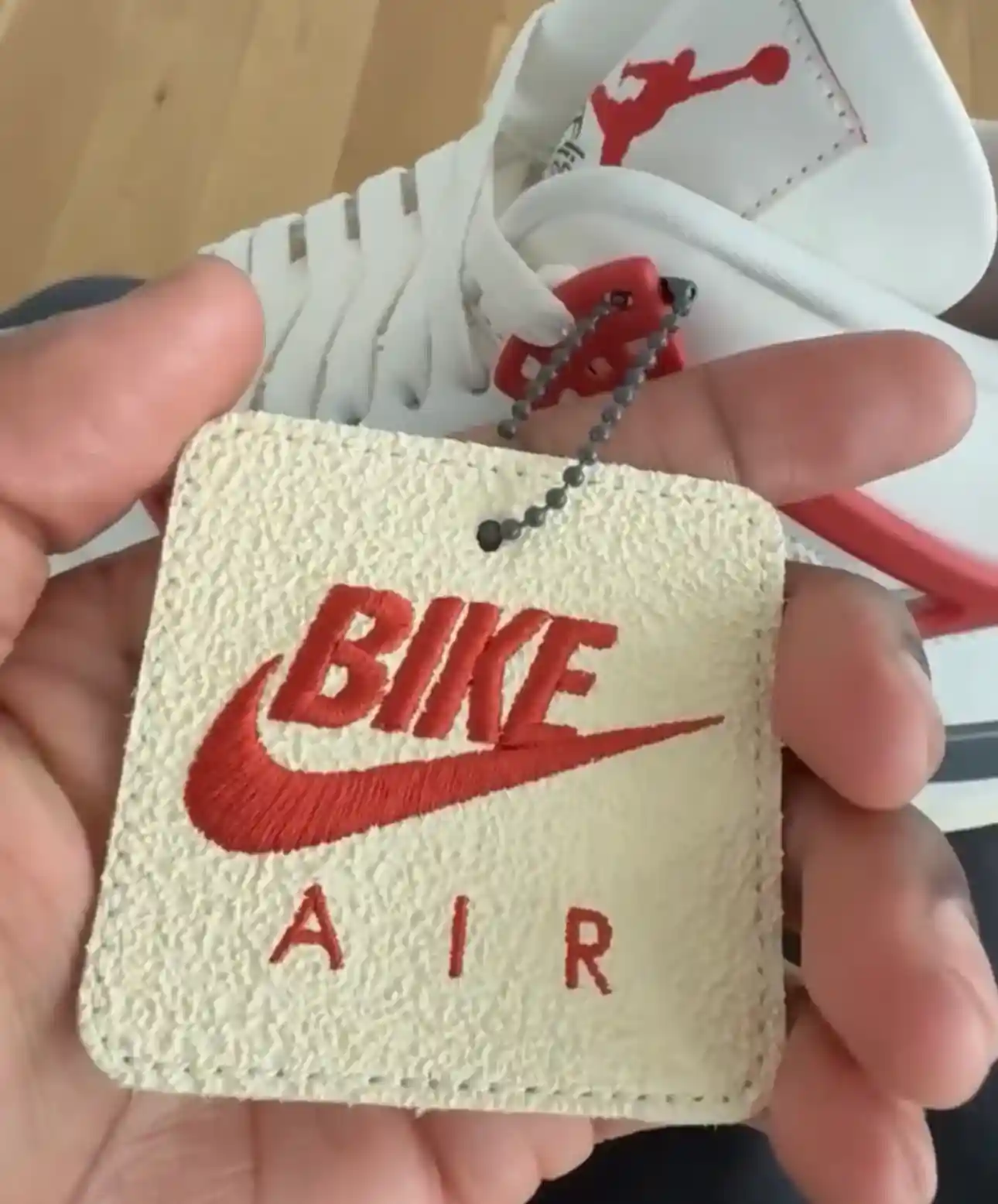 奈傑爾-希爾維斯特 x Air Jordan 4 "一磚一瓦 "亮相 Nigel Sylvester, Air Jordan 4, Air Jordan - 奈傑爾-希爾維斯特 x Air Jordan 4 "一磚一瓦 "亮相