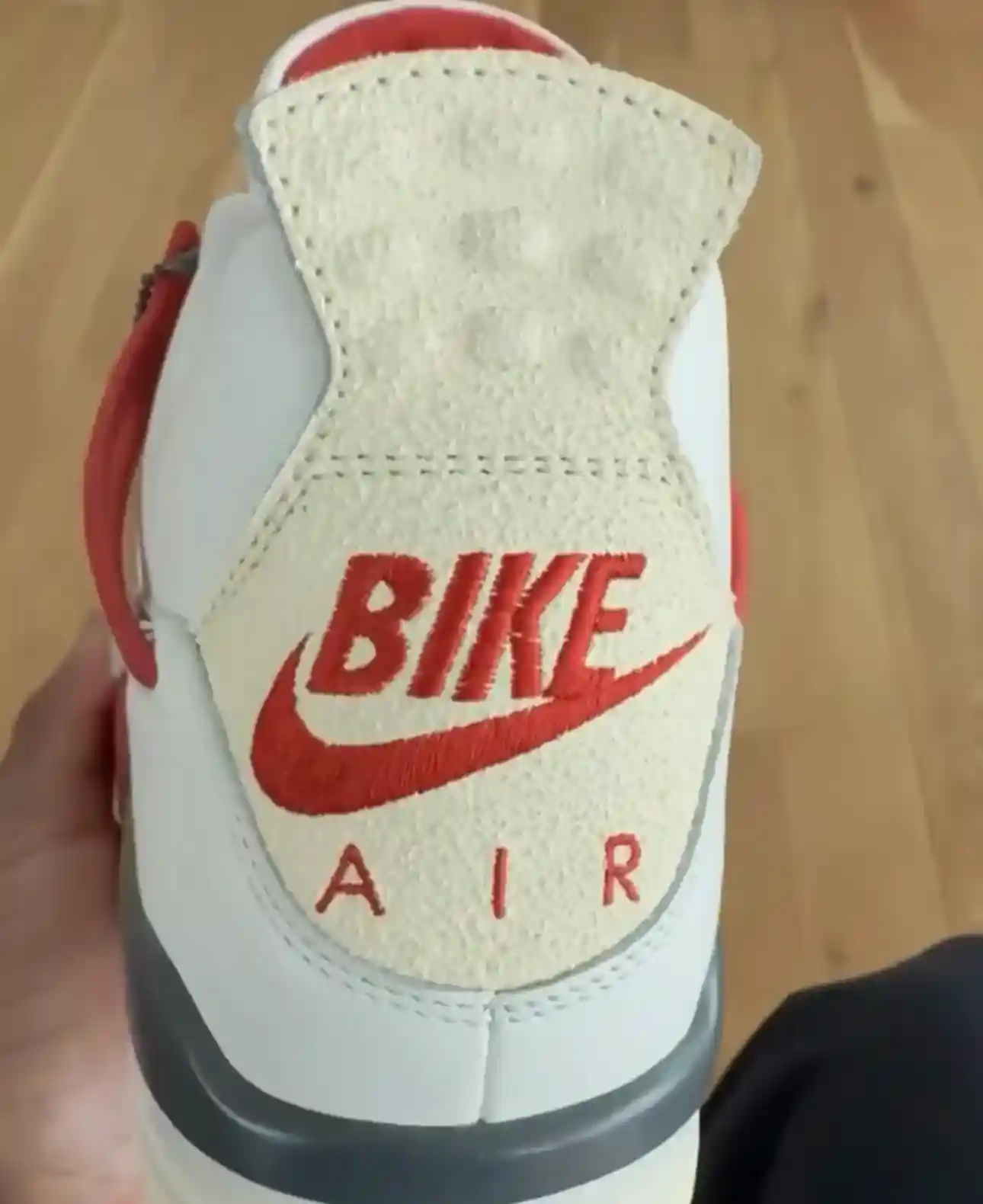 奈傑爾-希爾維斯特 x Air Jordan 4 "一磚一瓦 "亮相 Nigel Sylvester, Air Jordan 4, Air Jordan - 奈傑爾-希爾維斯特 x Air Jordan 4 "一磚一瓦 "亮相