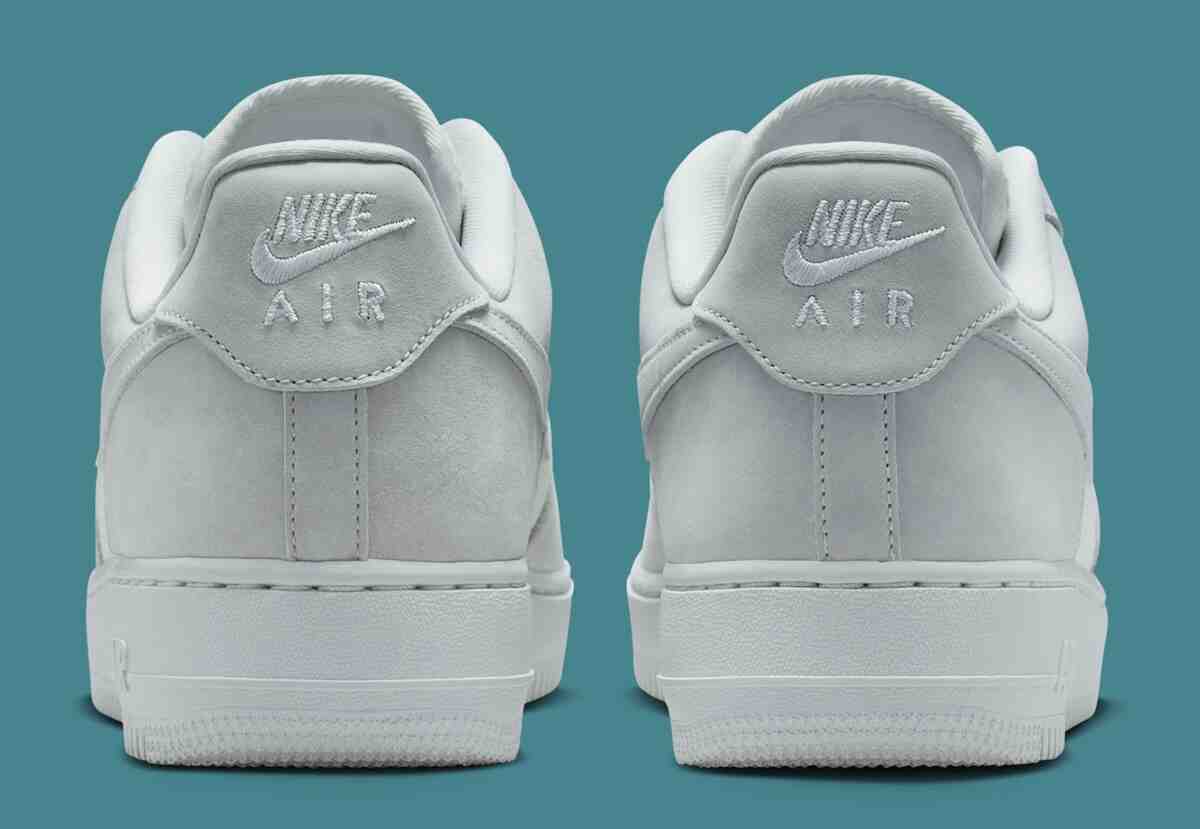 耐克 Air Force 1 低配版 "米白色 "和 "高峰白 "雙雙登場 Nike Air Force 1 Low, Nike Air Force 1, Nike - 耐克 Air Force 1 低配版 "米白色 "和 "高峰白 "雙雙登場