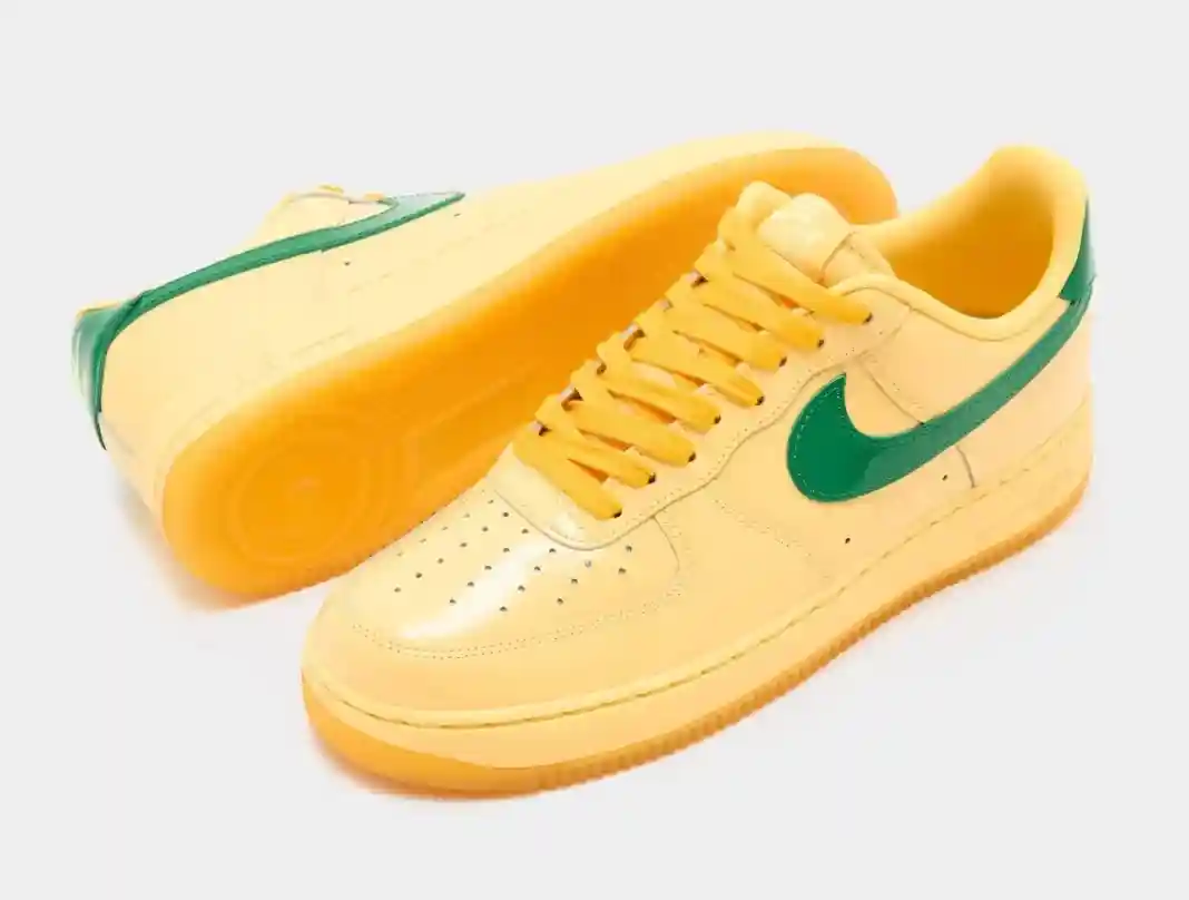 Nike Air Force 1 Low, Nike Air Force 1, Nike - 耐克 Air Force 1 Low Patent "黃玉金/松樹綠 "2026 年夏季發佈
