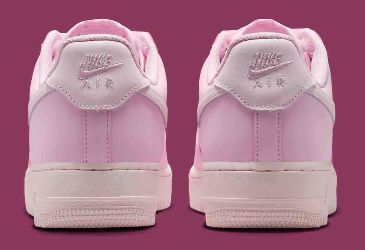 Nike Air Force 1 Low, Nike Air Force 1, Nike - 耐克 Air Force 1 Low "絲帶花邊 "套裝帶來兩種柔和配色