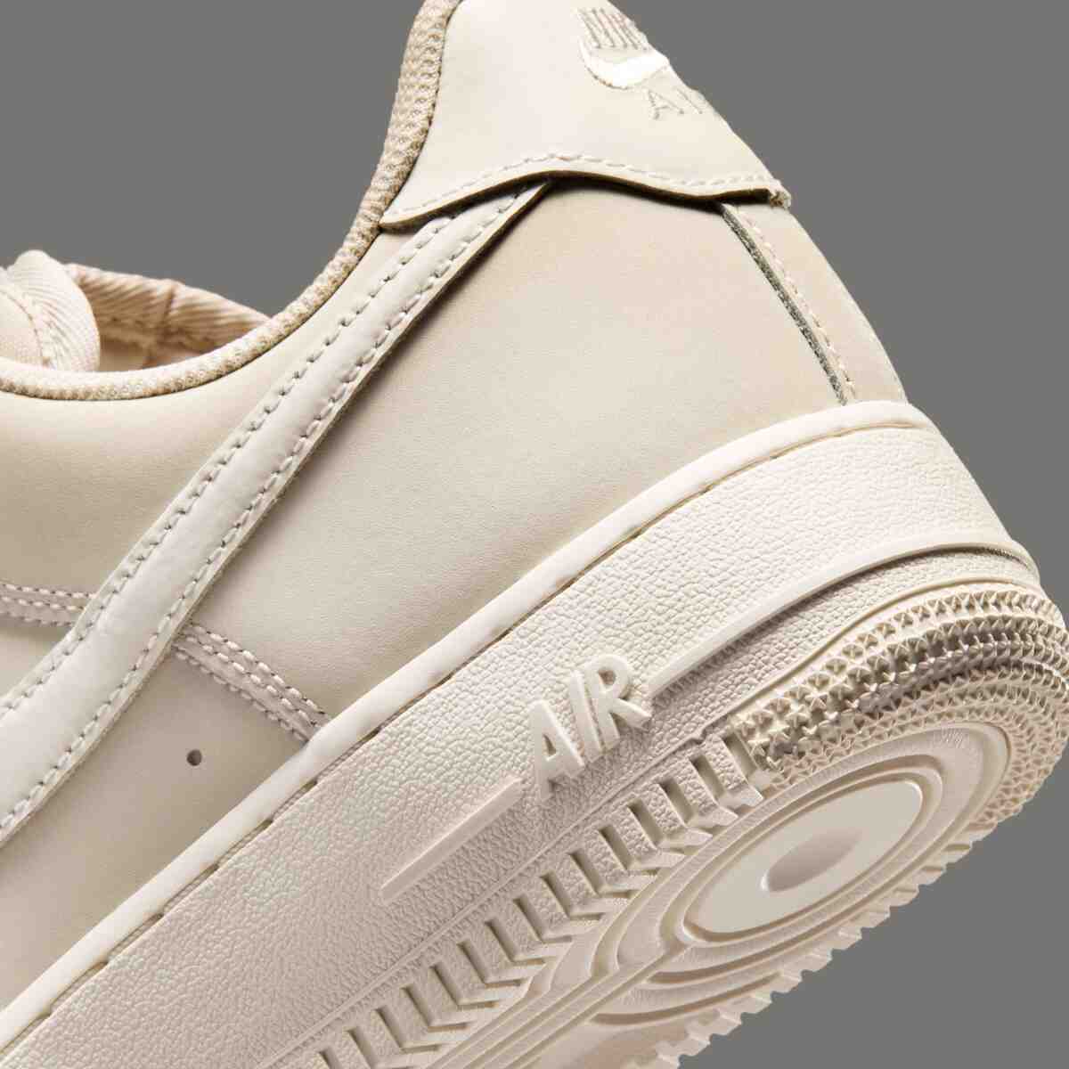 Nike Air Force 1 Low, Nike Air Force 1, Nike - 耐克 Air Force 1 Low "絲帶花邊 "套裝帶來兩種柔和配色