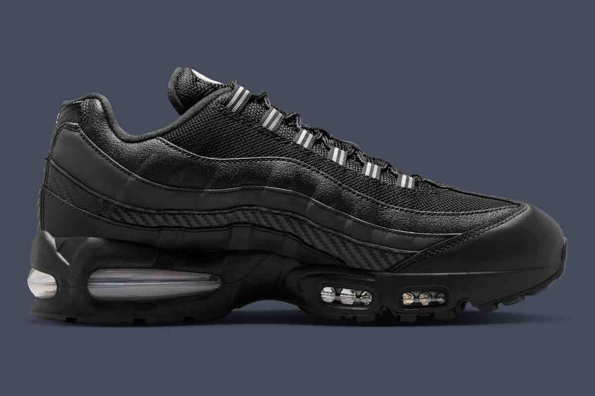 耐克 Air Max 95 "黑色/金屬銀 "為 2026 年夏季提供隱形外觀 Nike Air Max 95, Nike Air Max, Nike, Air Max 95 - 耐克 Air Max 95 "黑色/金屬銀 "為 2026 年夏季提供隱形外觀