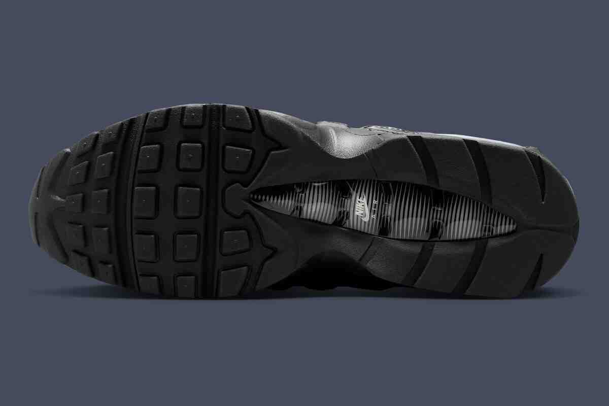耐克 Air Max 95 "黑色/金屬銀 "為 2026 年夏季提供隱形外觀 Nike Air Max 95, Nike Air Max, Nike, Air Max 95 - 耐克 Air Max 95 "黑色/金屬銀 "為 2026 年夏季提供隱形外觀