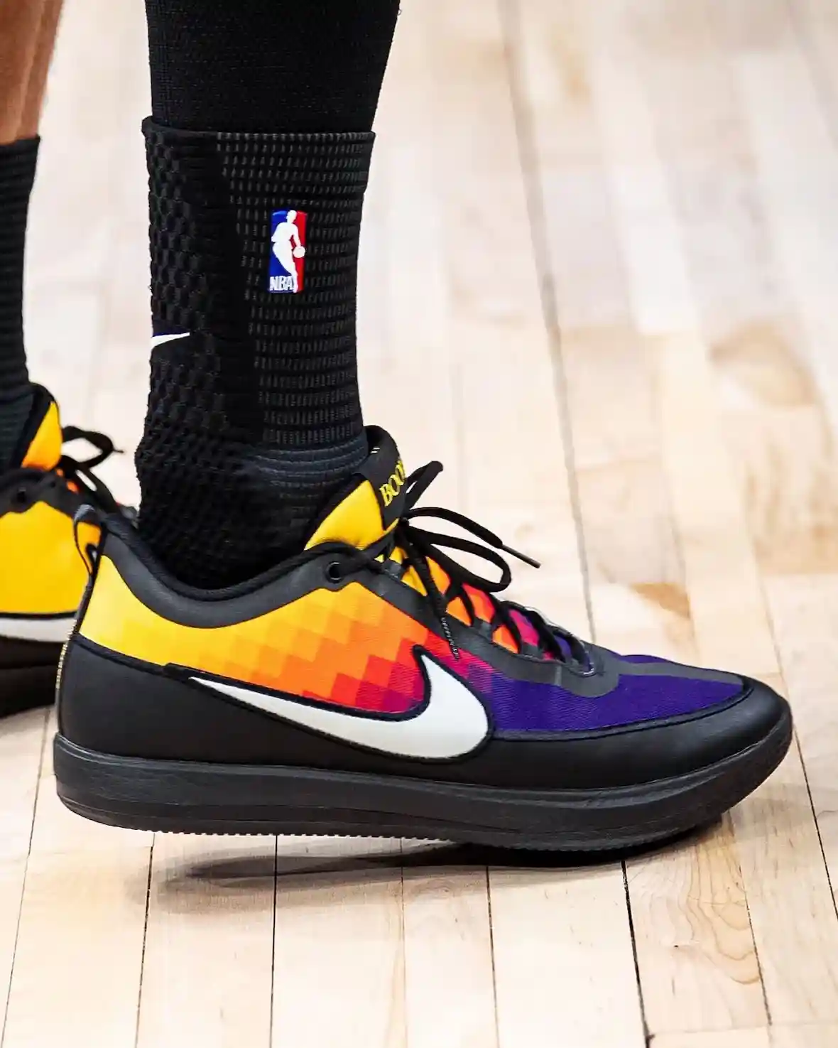 Nike Book 2, Nike, NBA, Devin Booker - 德文-布克亮相耐克圖書 2 "山谷 "體育版