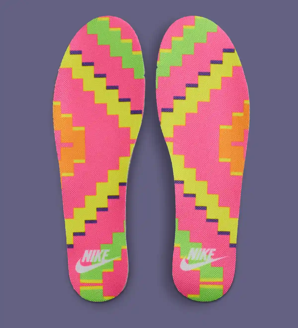 耐克 Dunk Low "王朝紫 "系列汲取 90 年代純粹能量 Nike Dunk Low, Nike - 耐克 Dunk Low "王朝紫 "系列汲取 90 年代純粹能量