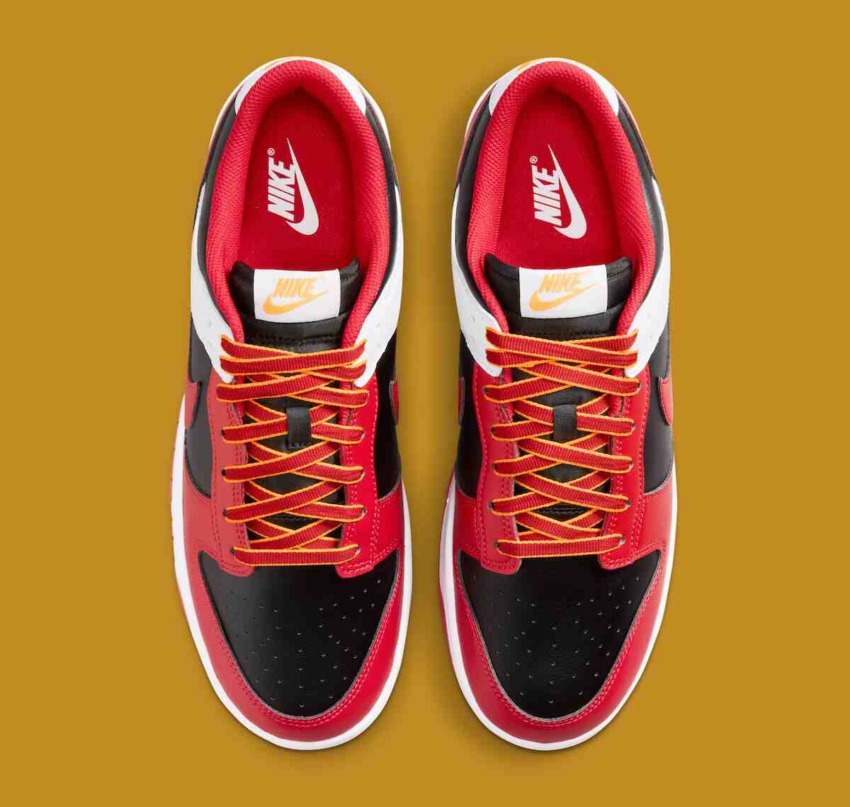 耐克 Dunk Low 復古風 "黑色/大學紅 "將熟悉的色彩搭配帶回身邊 Nike Dunk Low, Nike - 耐克 Dunk Low 復古風 "黑色/大學紅 "將熟悉的色彩搭配帶回身邊