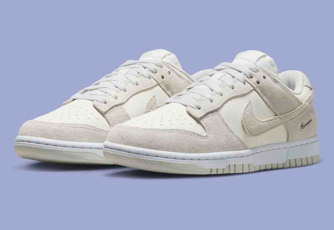 Nike Dunk Low, Nike - 耐克 Dunk Low SE "帆船色/深灰色 "將柔軟的絨面革與清爽的中性色搭配在一起