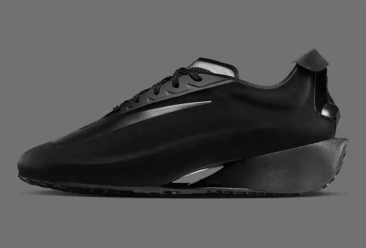 耐克 First Sight 系列推出黑色、幻影和暗影系列 Nike First Sight Noir, Nike First Sight, Nike - 耐克 First Sight 系列推出黑色、幻影和暗影系列