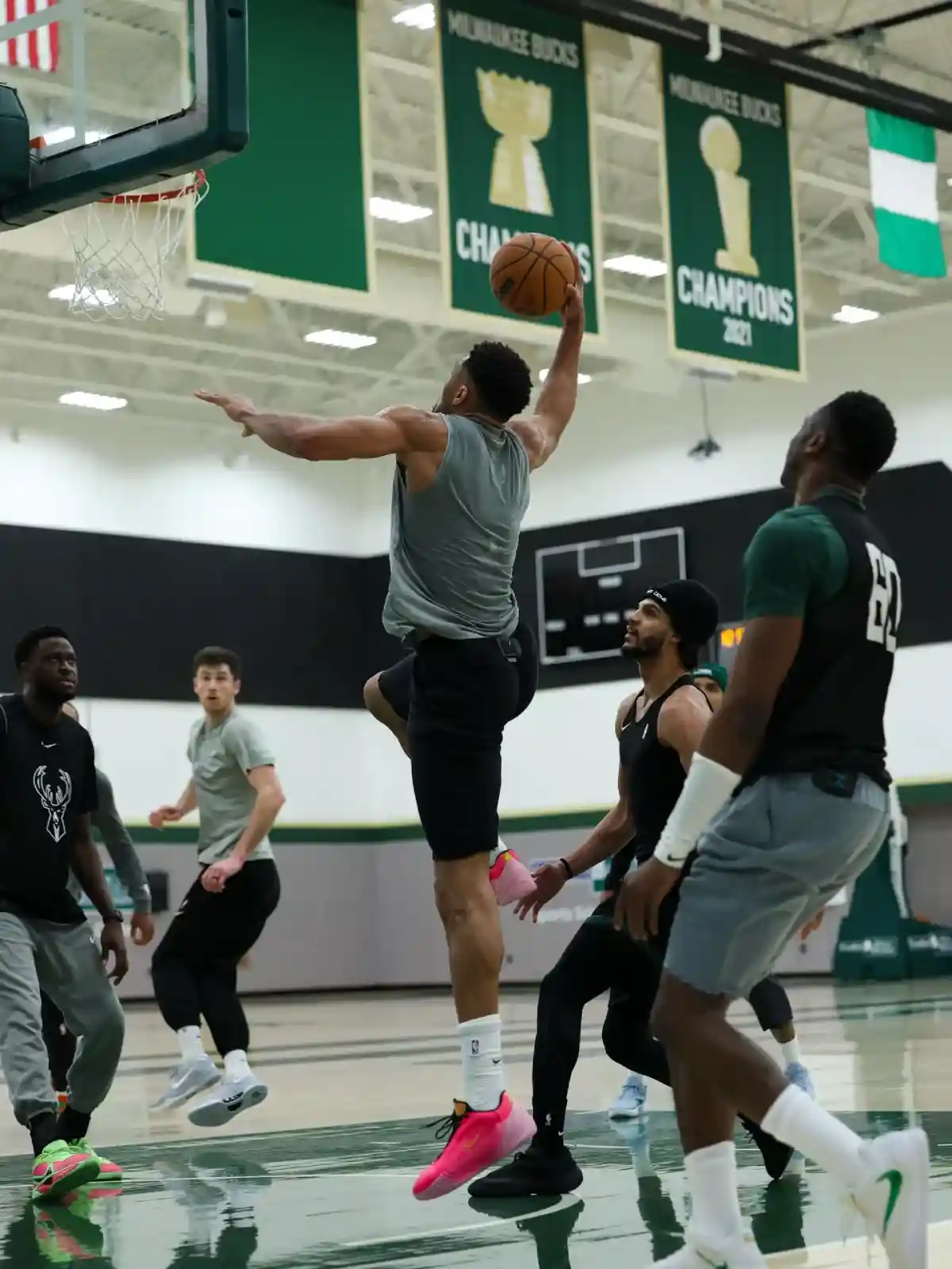 耐克吉安尼斯 Freak 8 於 8 月 1 日發佈 Nike Giannis Freak 8, Nike, Giannis Antetokounmpo - 耐克吉安尼斯 Freak 8 於 8 月 1 日發佈