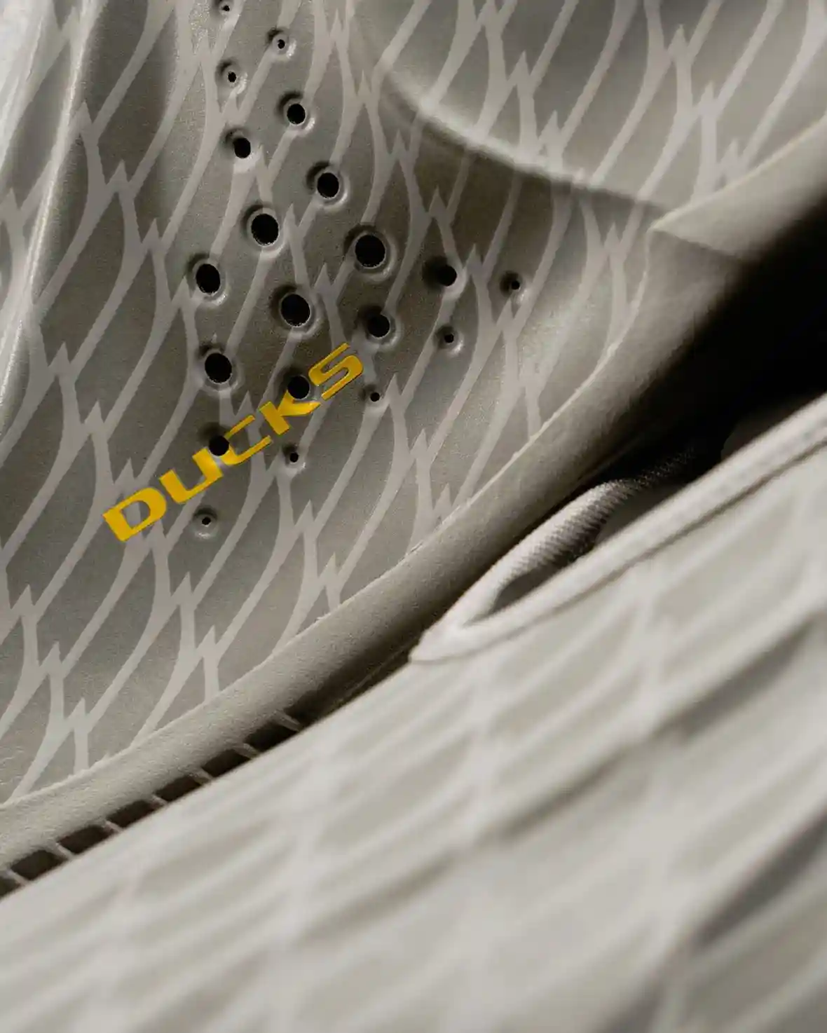 Oregon Ducks, Nike GT Future, Nike - 耐克 GT Future "俄勒岡鴨隊 "在瘋狂三月前亮相