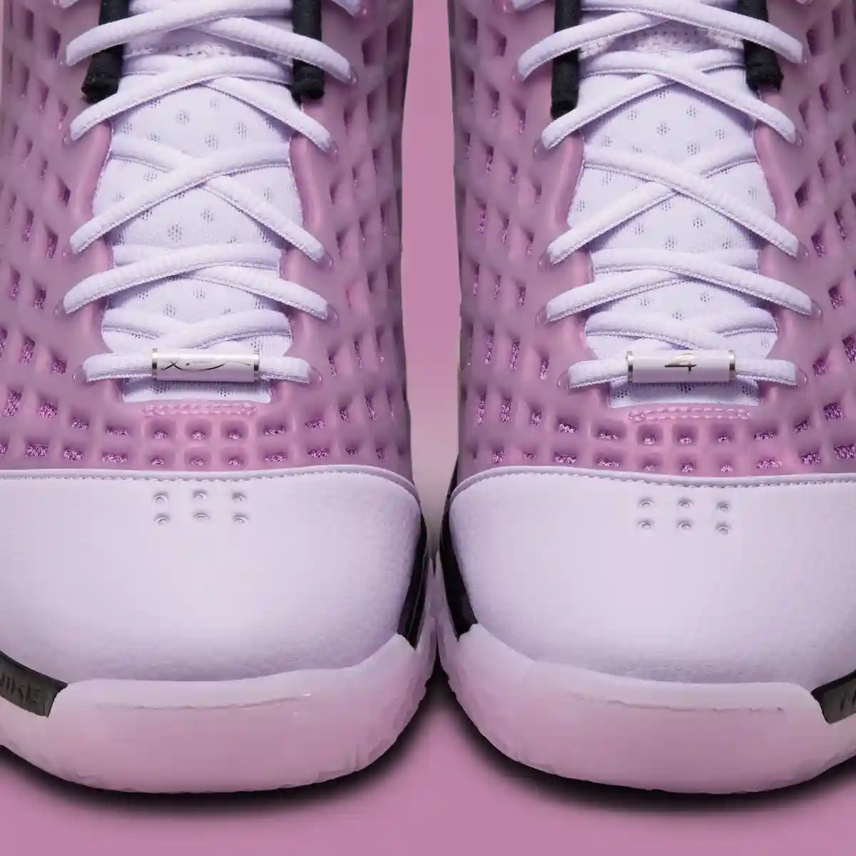 耐克科比 3 Low Protro "粉紅石英 "3 月 13 日發佈 Nike Kobe 3 Protro, Nike Kobe 3 Low, Nike Kobe 3, Nike, NBA - 耐克科比 3 Low Protro "粉紅石英 "3 月 13 日發佈